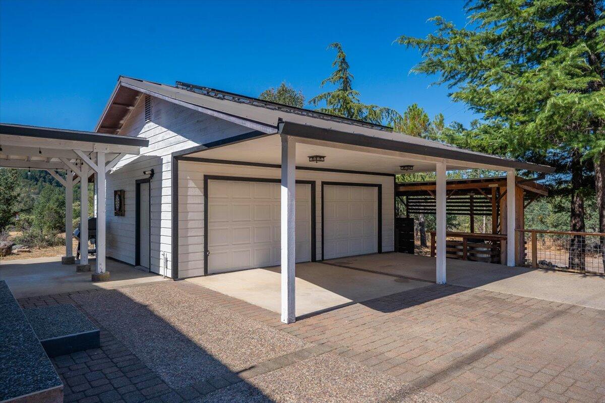 main property photo 51