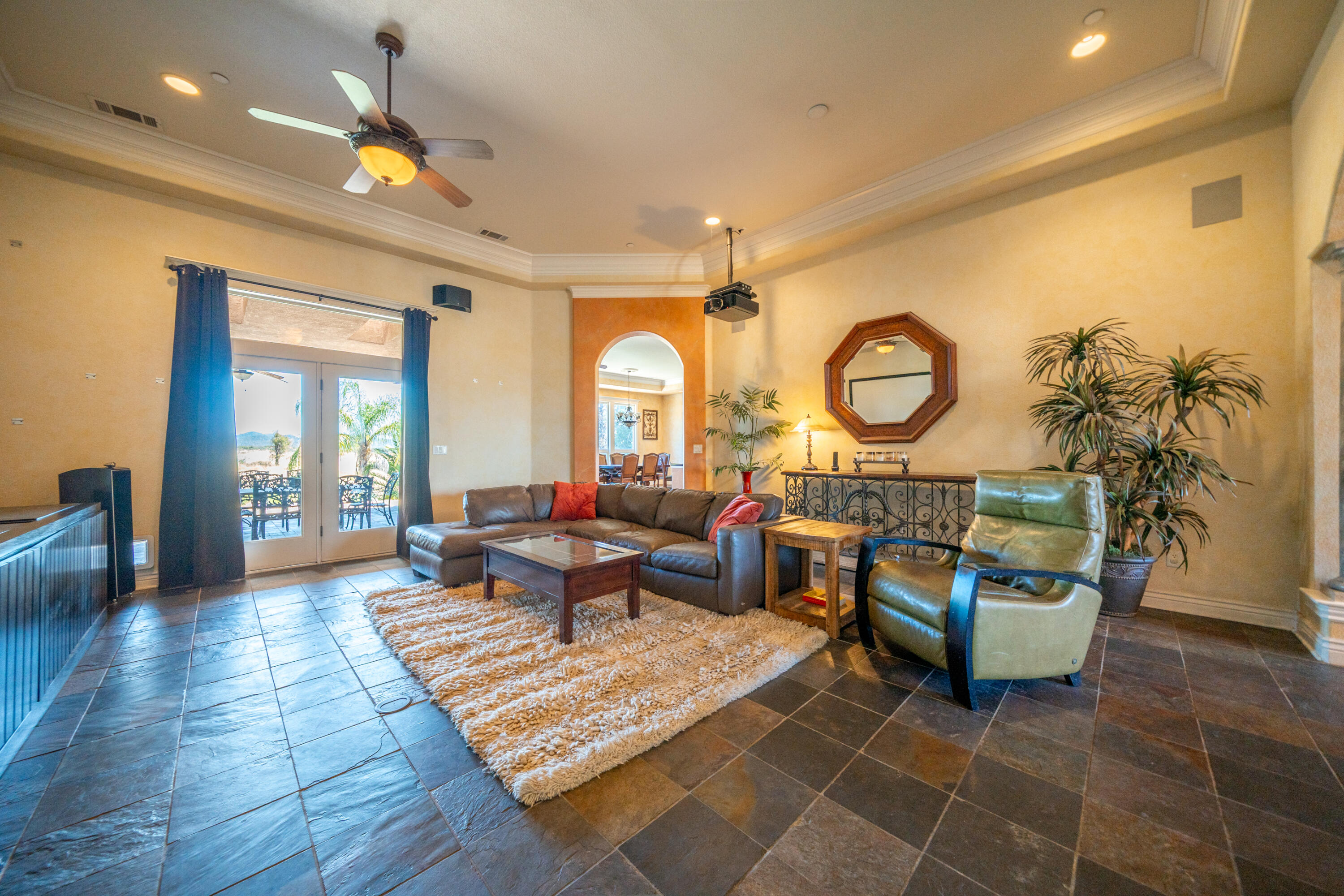 main property photo 13