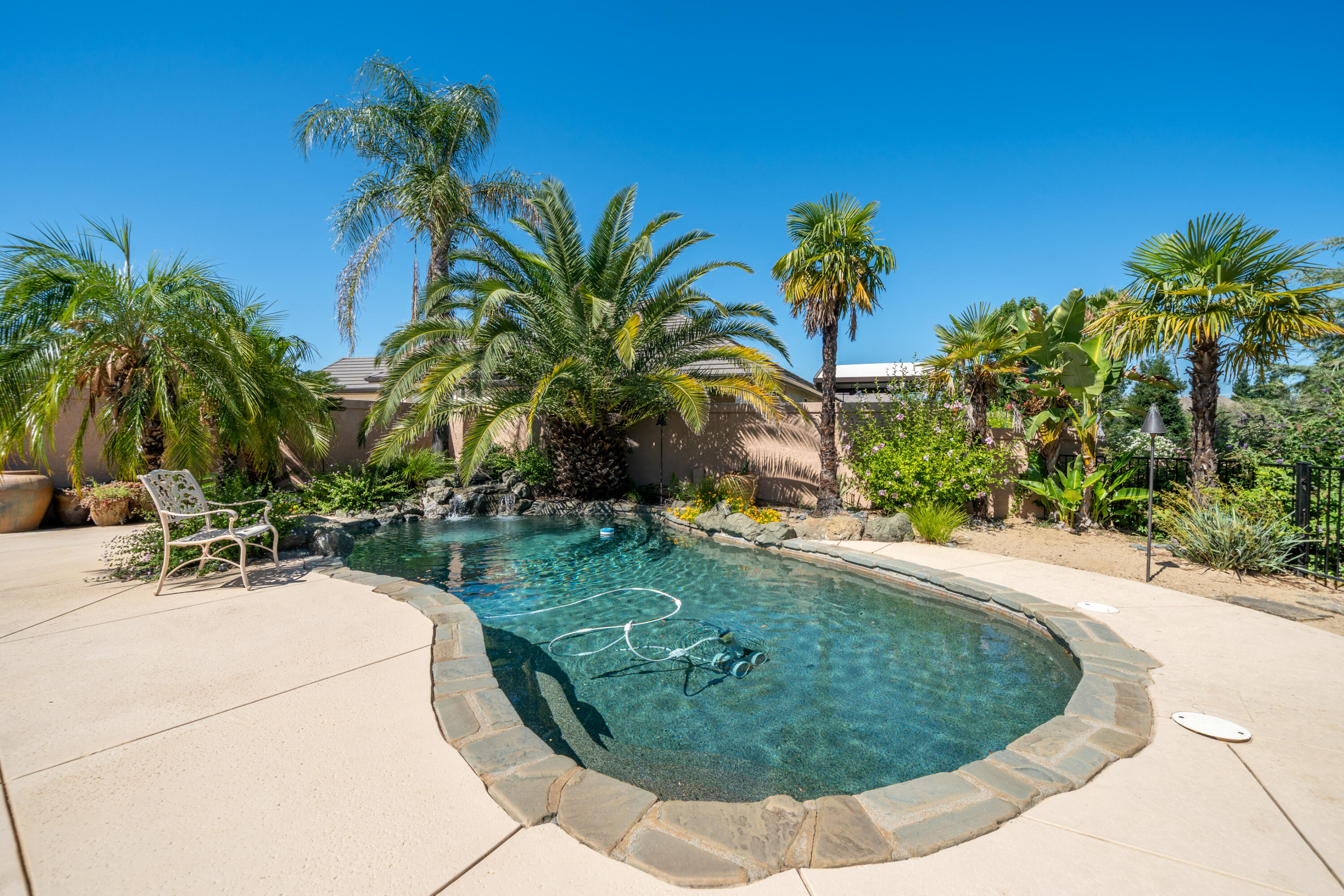 main property photo 54