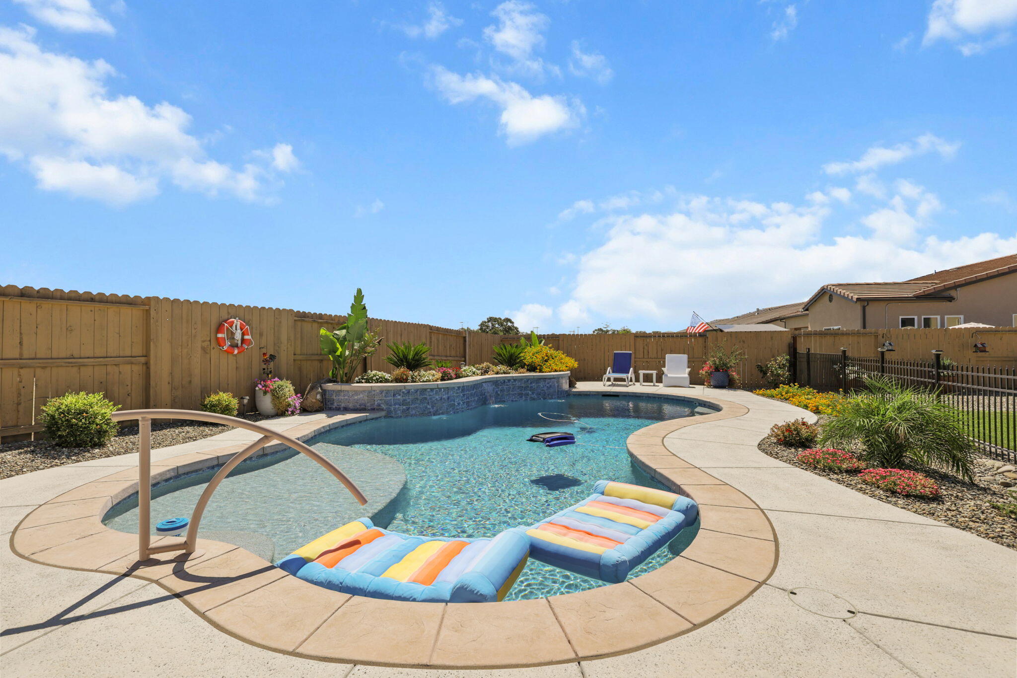 main property photo 52