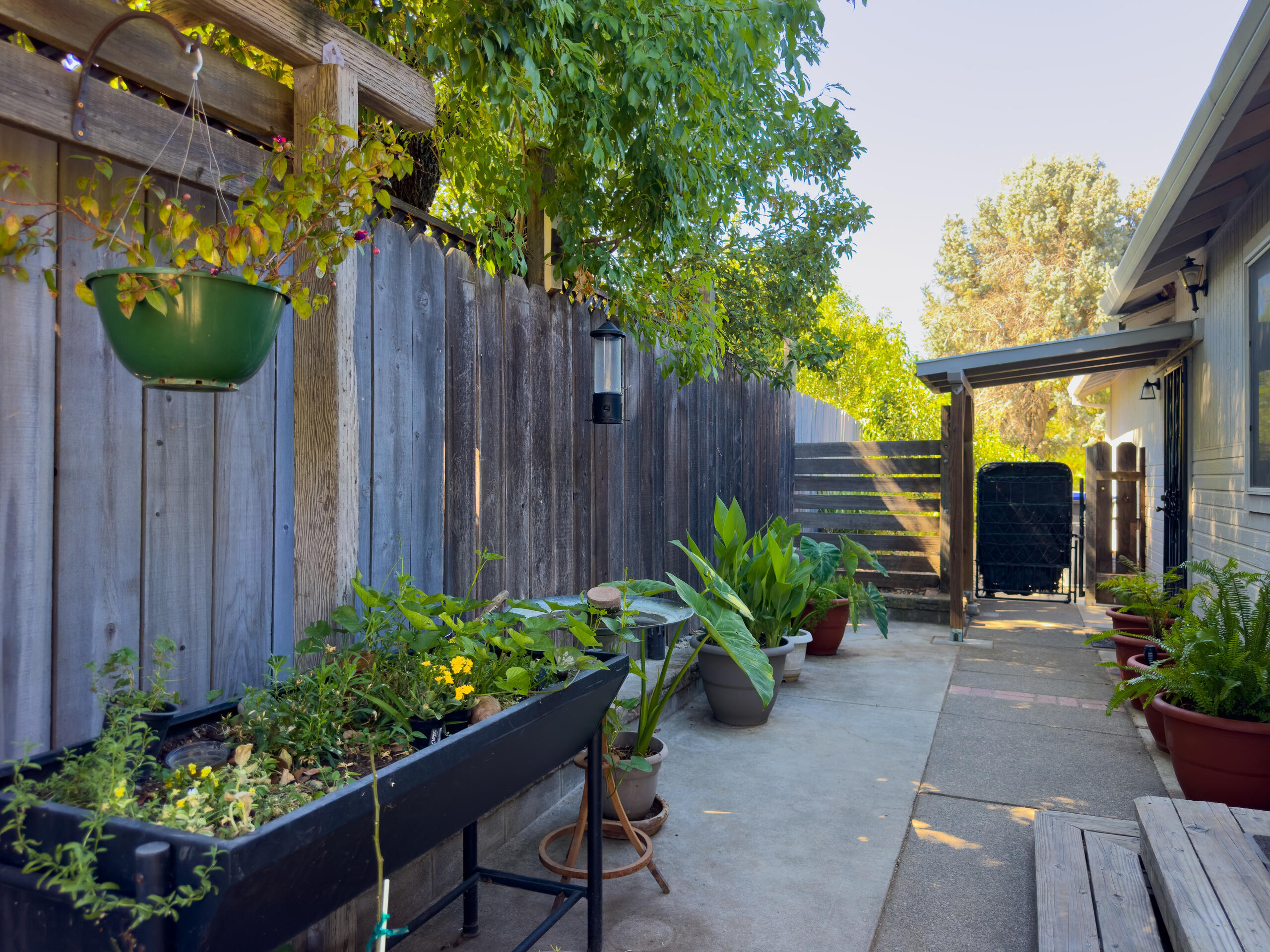 main property photo 58