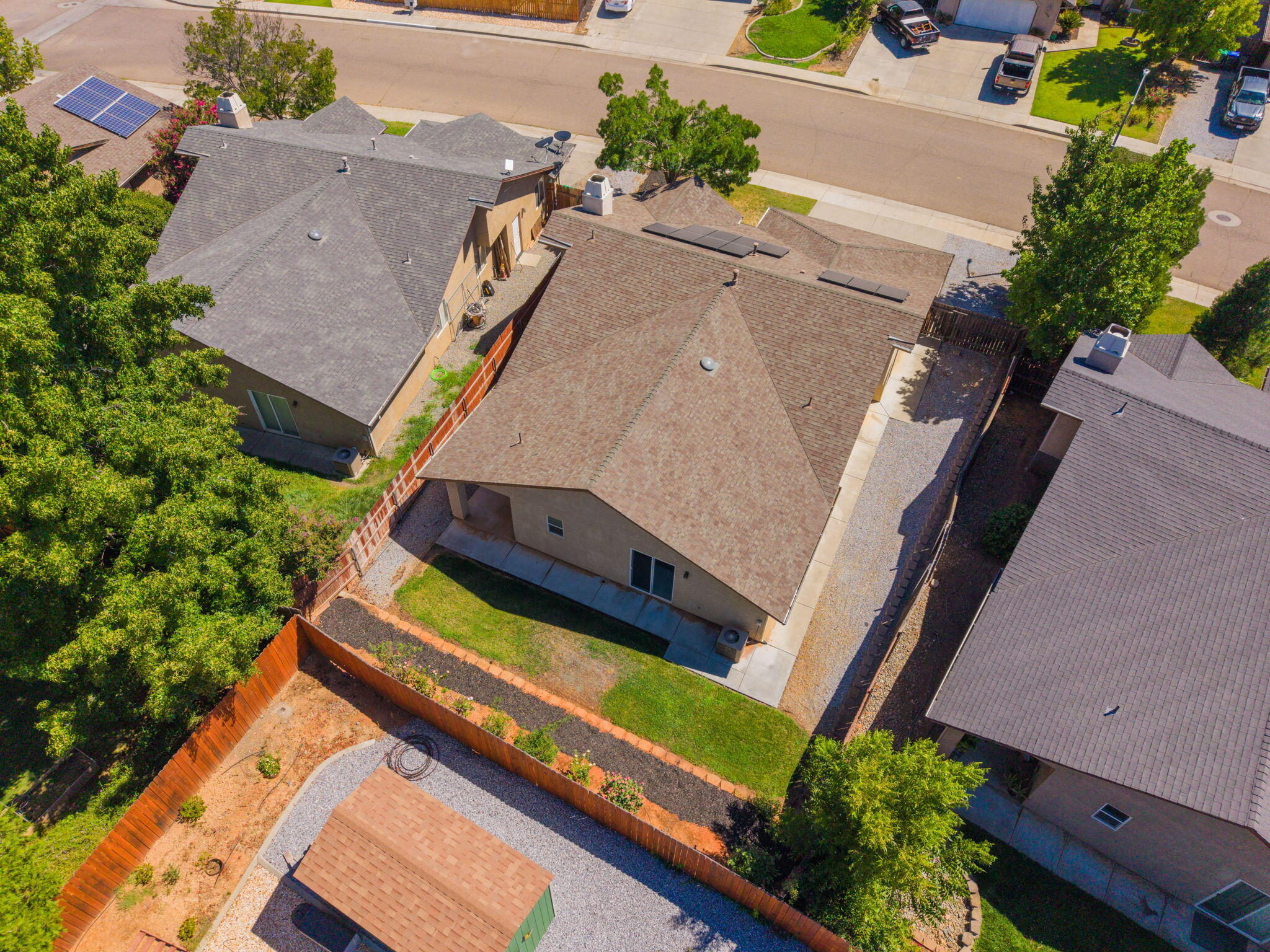 main property photo 30