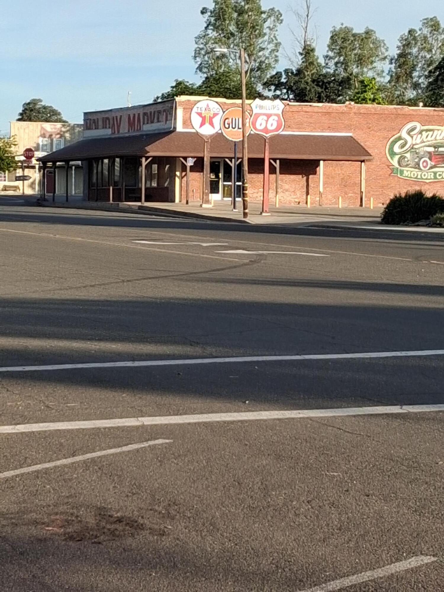 main property photo 3