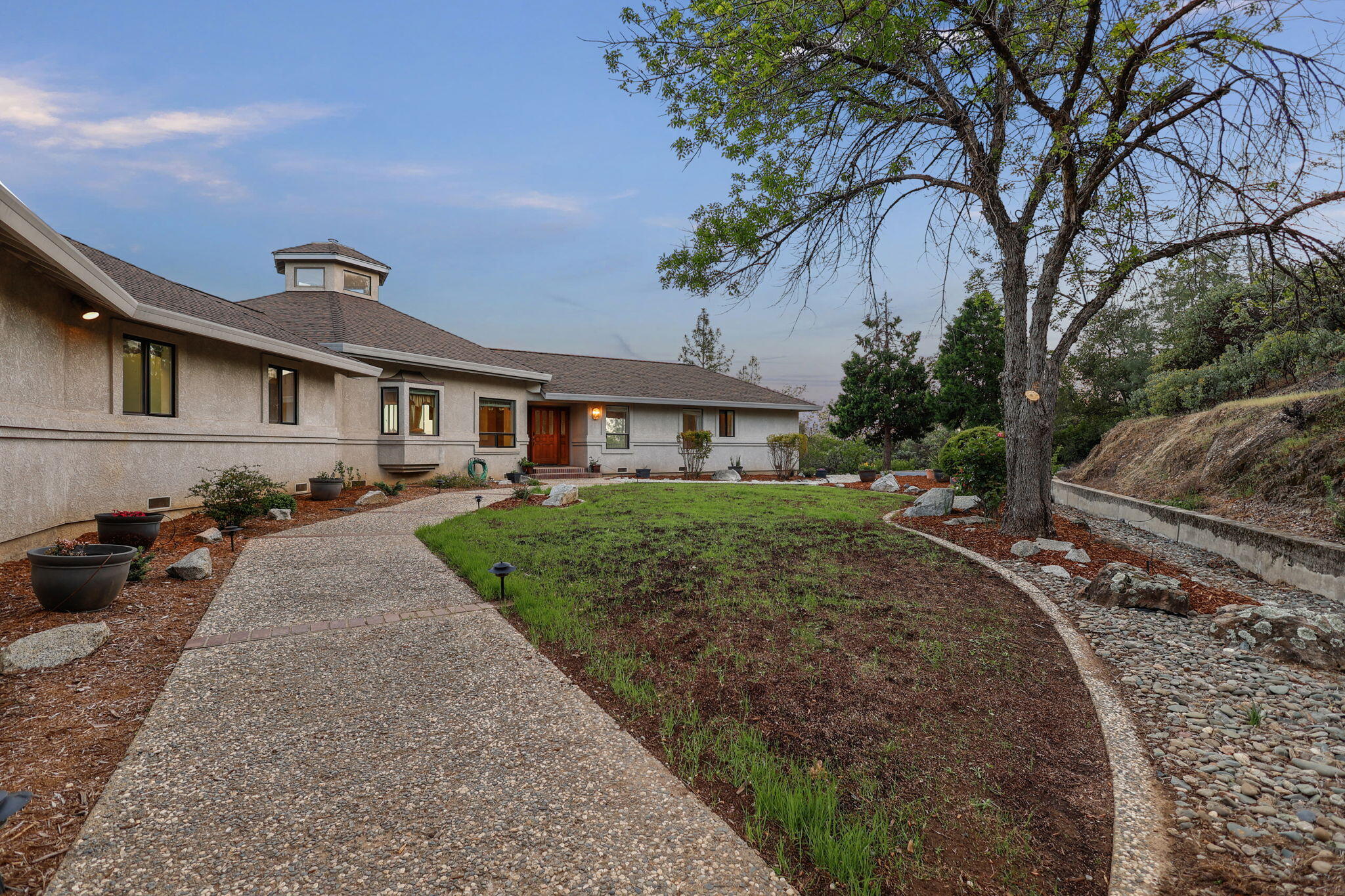 main property photo 43