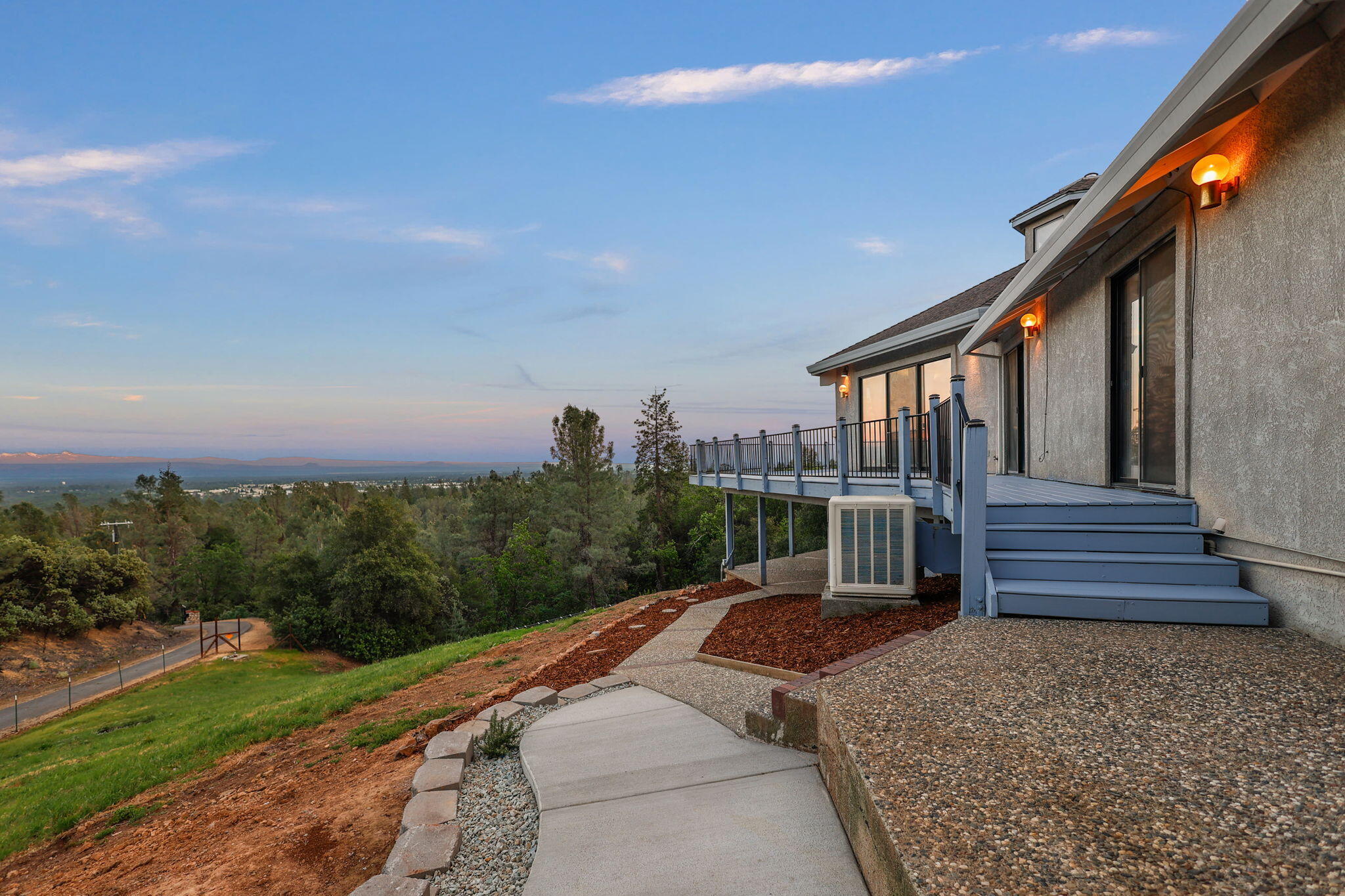 main property photo 45