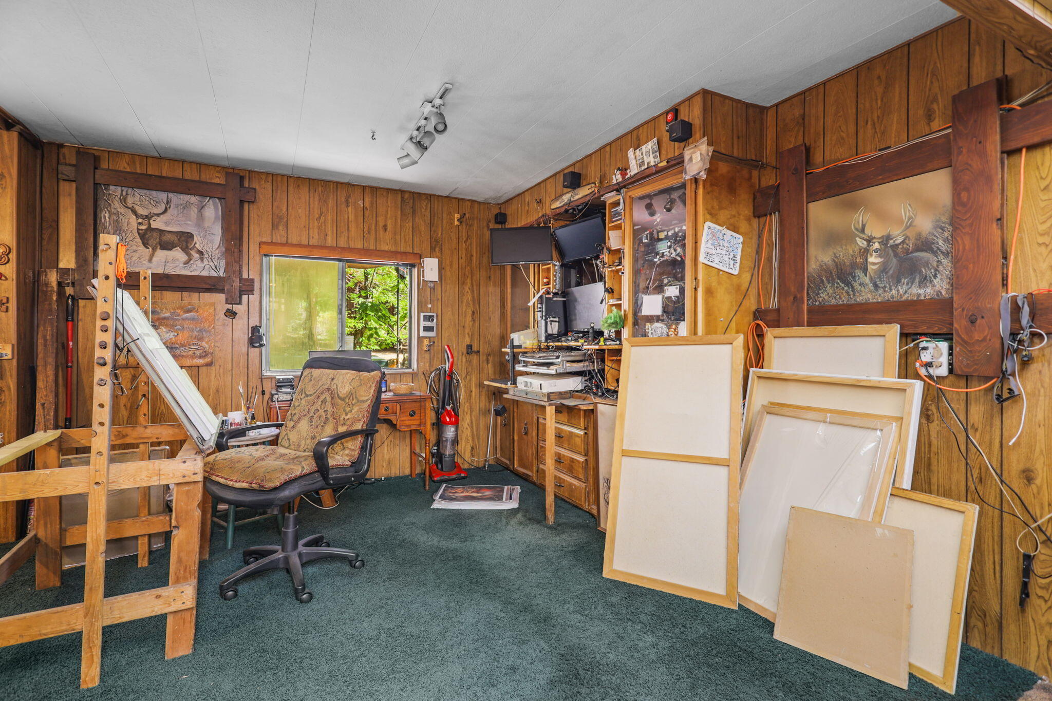 main property photo 33