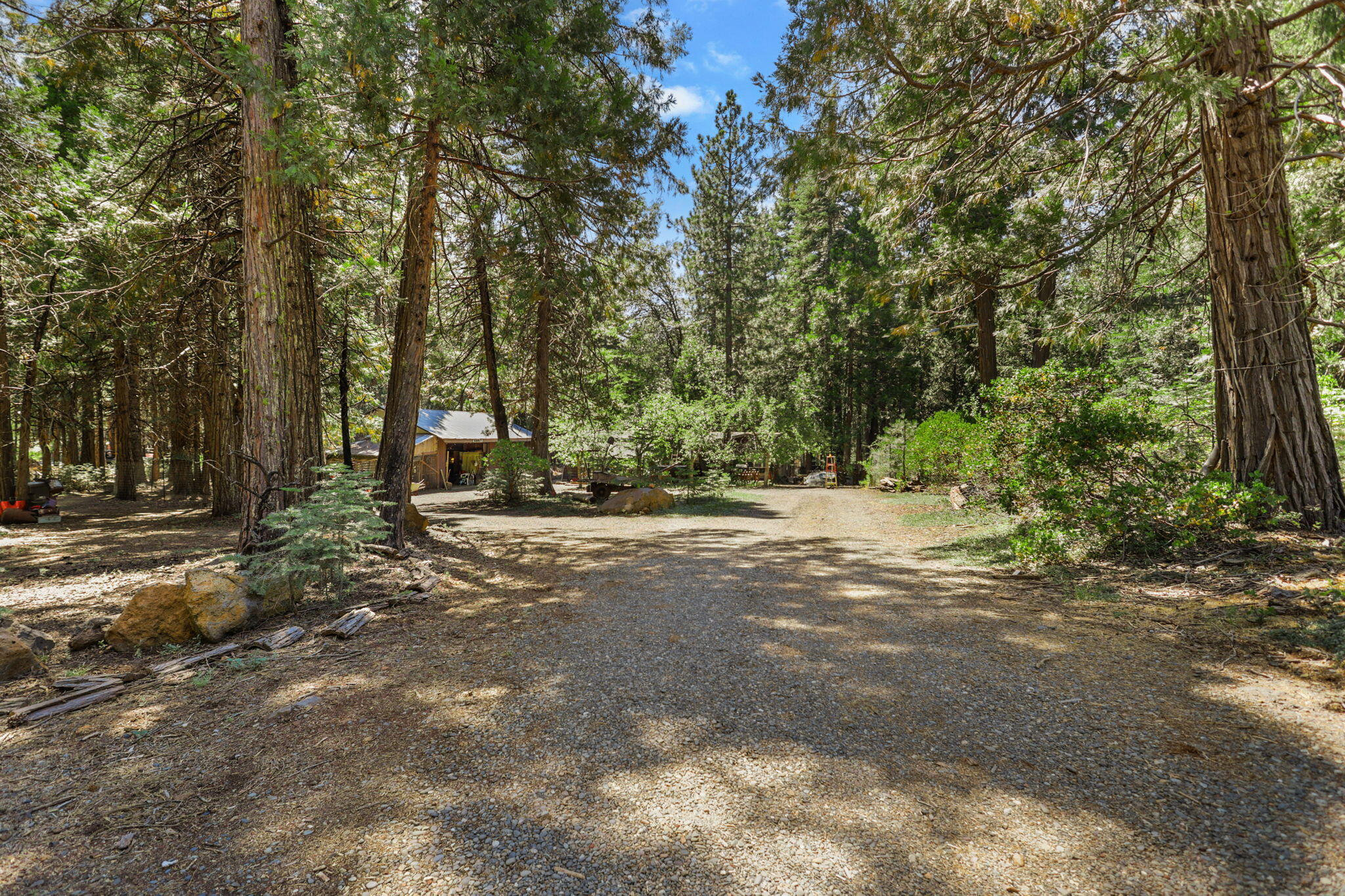 main property photo 50