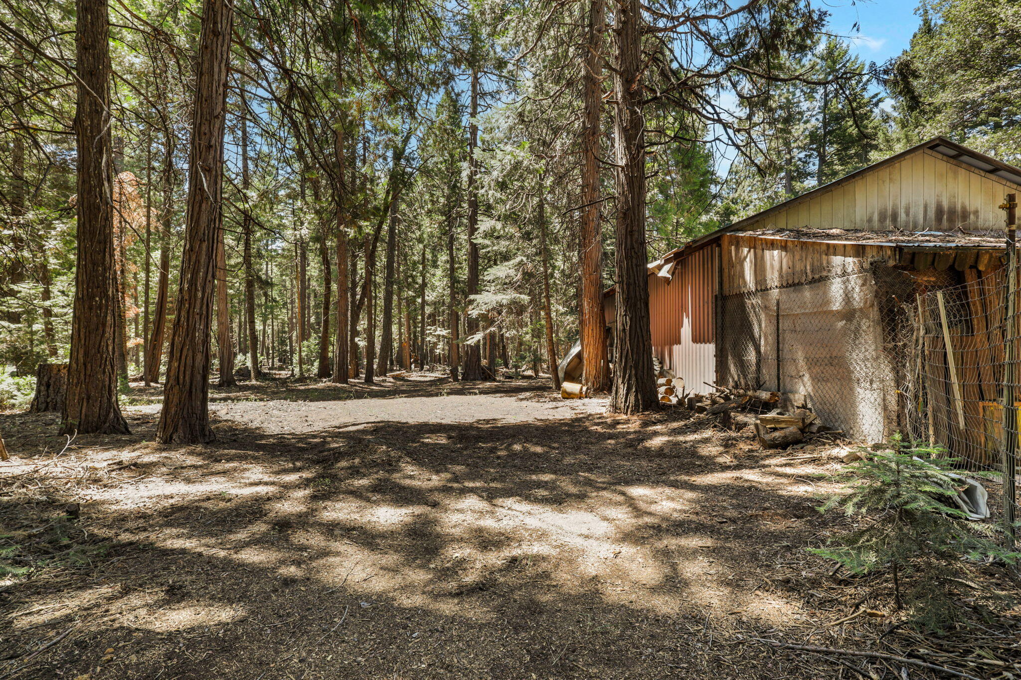 main property photo 9