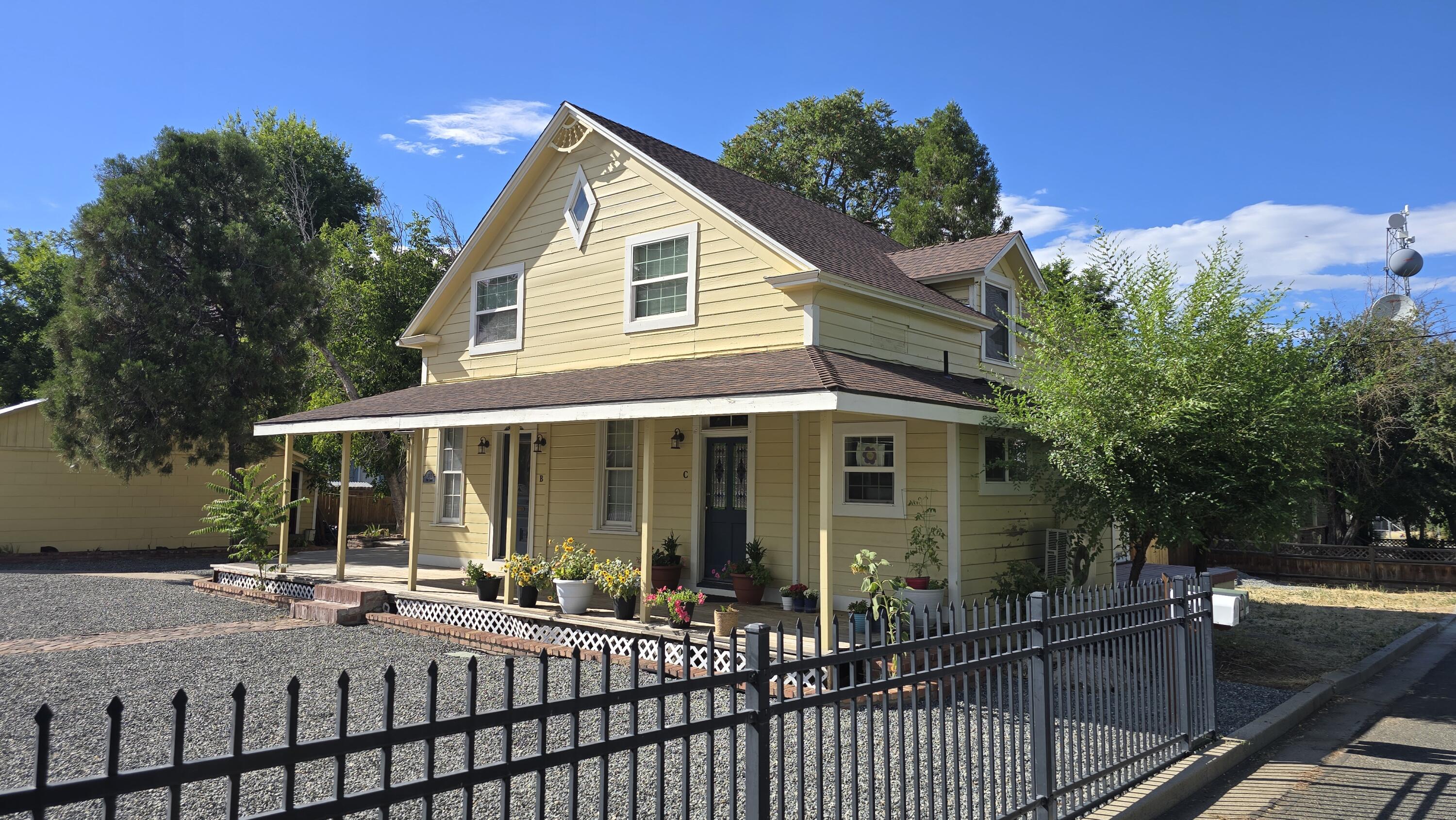 main property photo 2