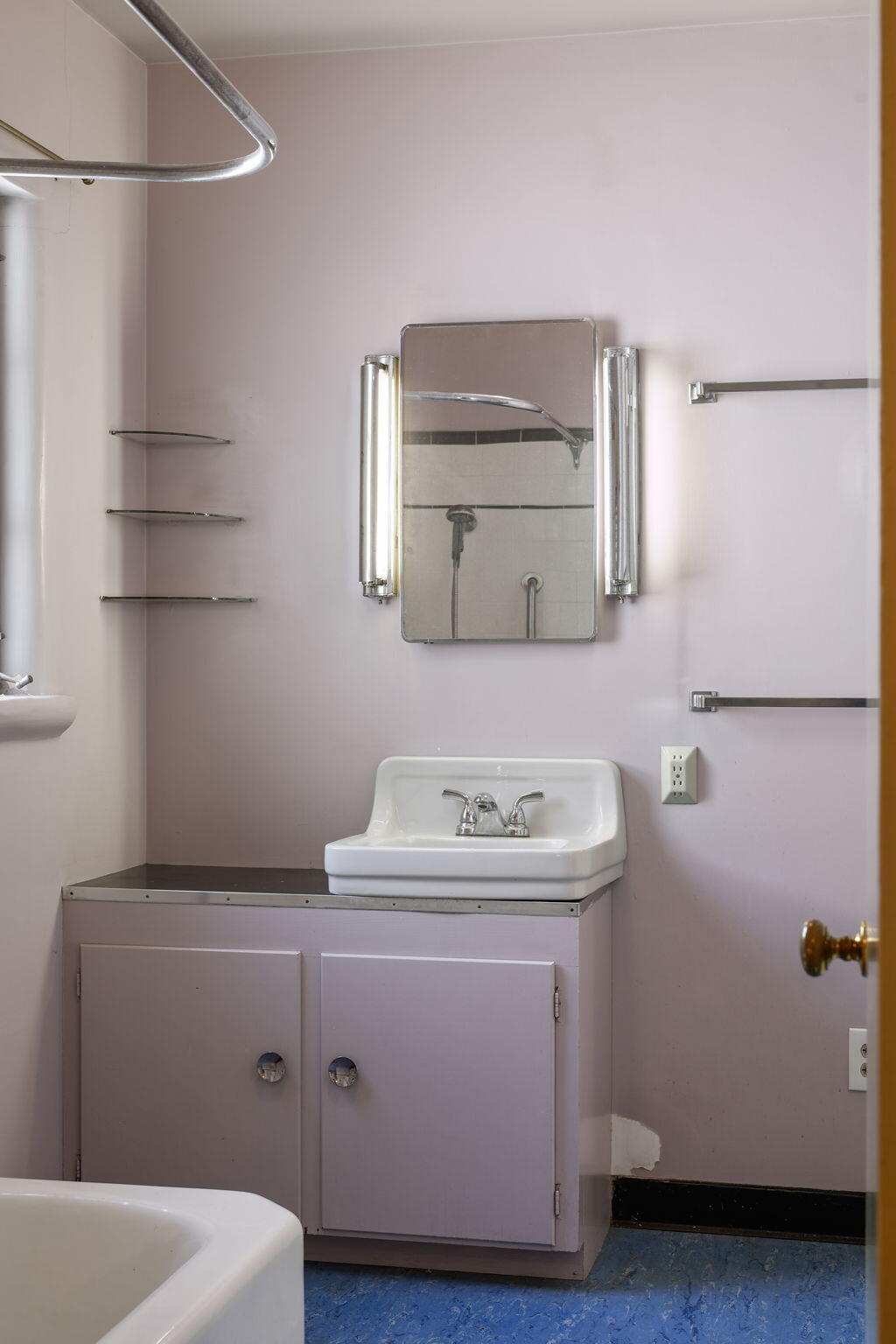 main property photo 44