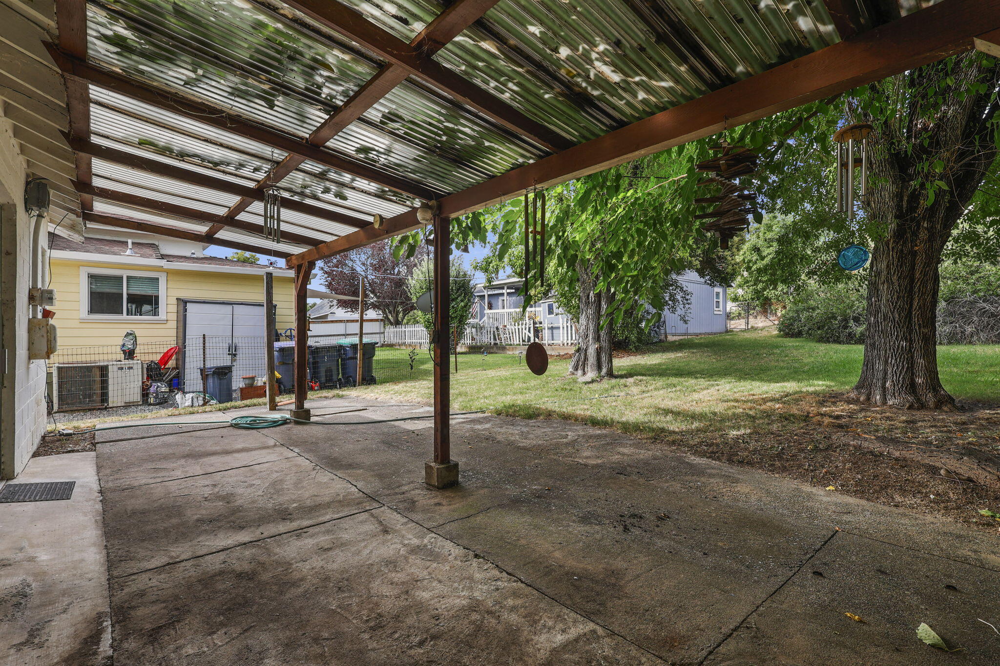 main property photo 7