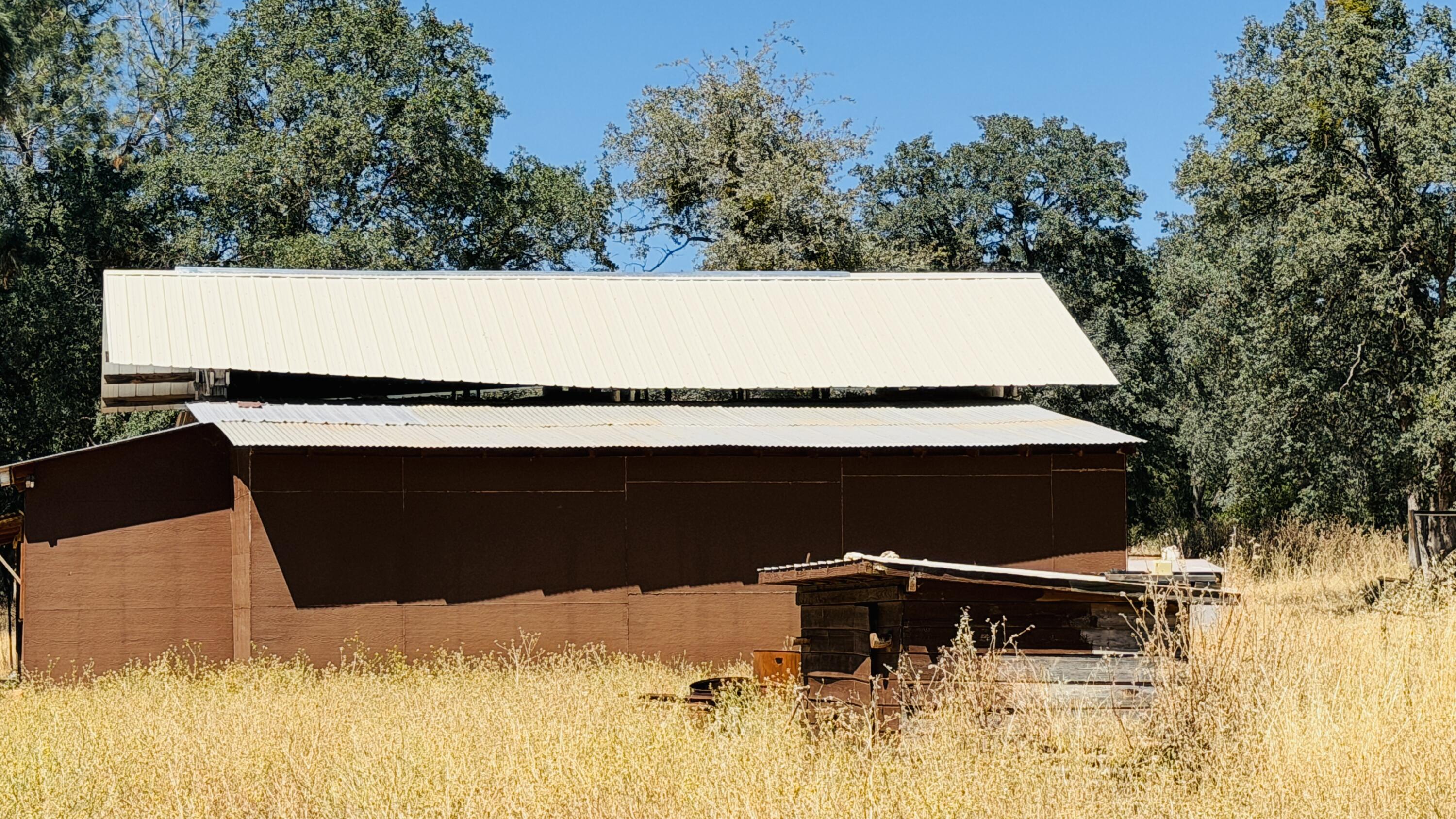 main property photo 27