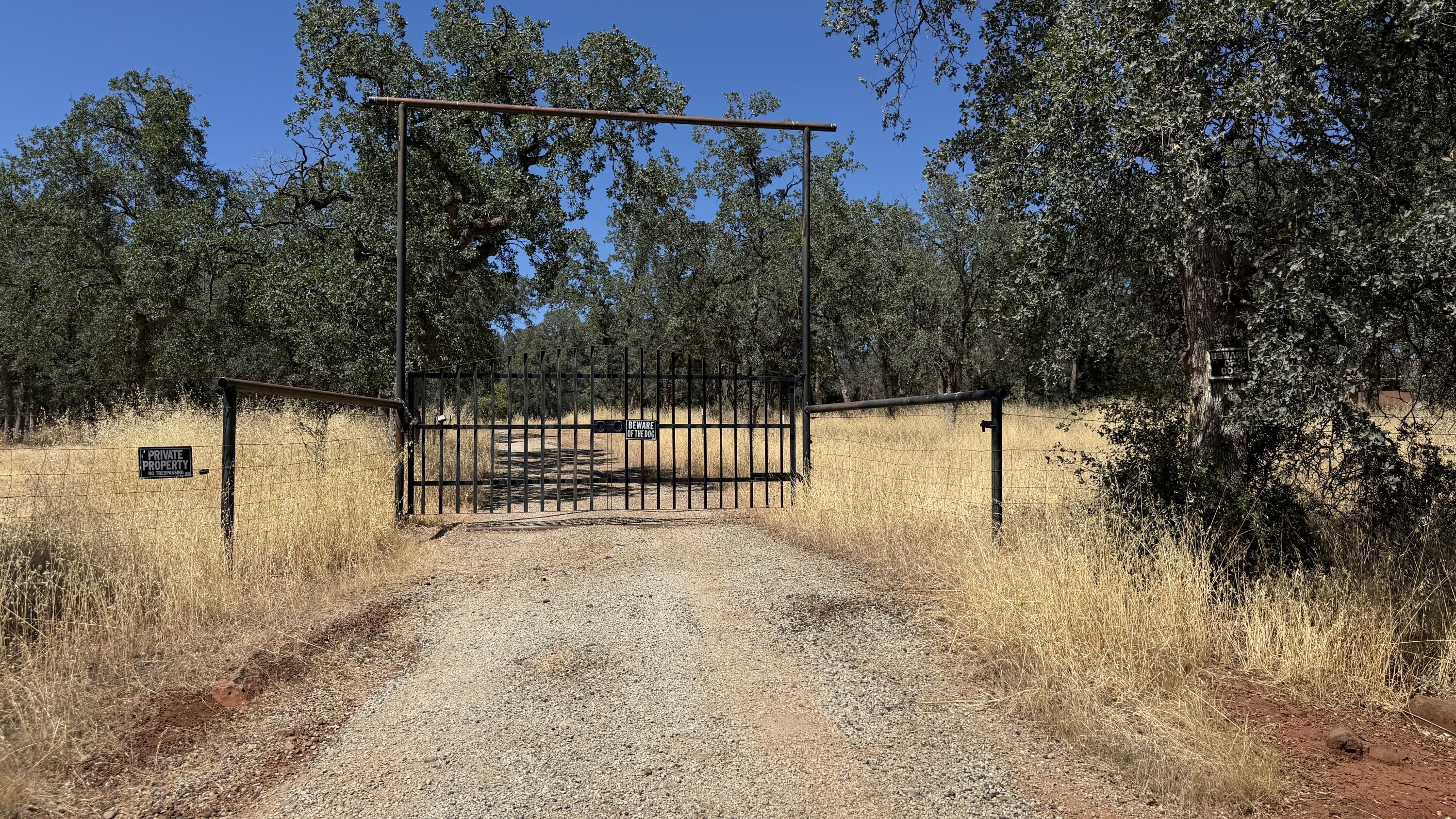 main property photo 37