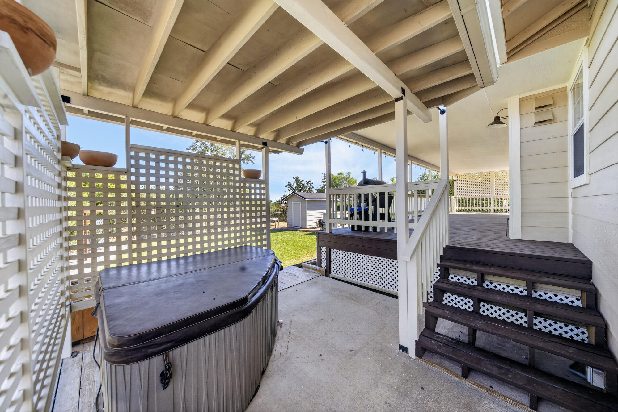 main property photo 26