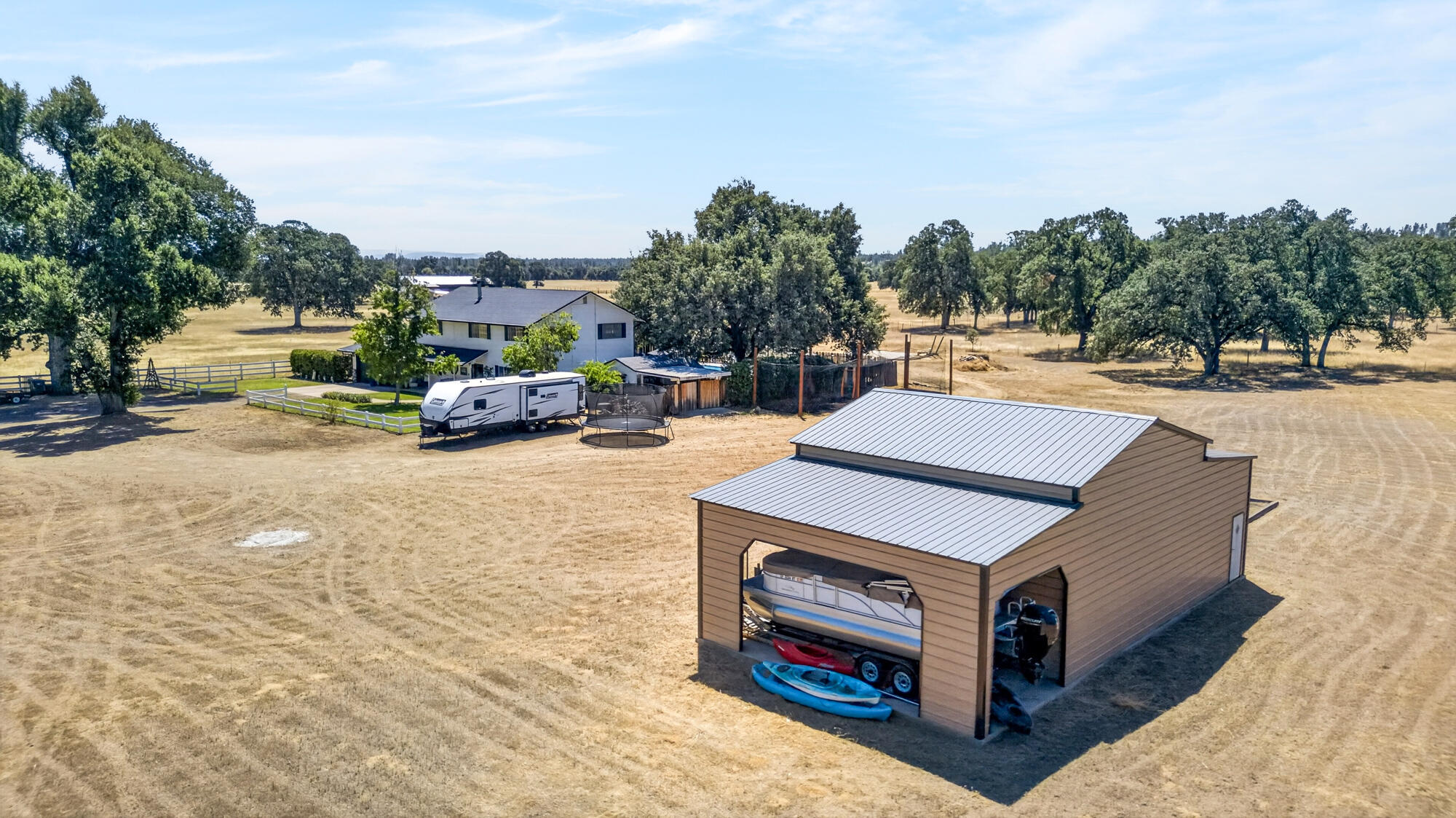 main property photo 36