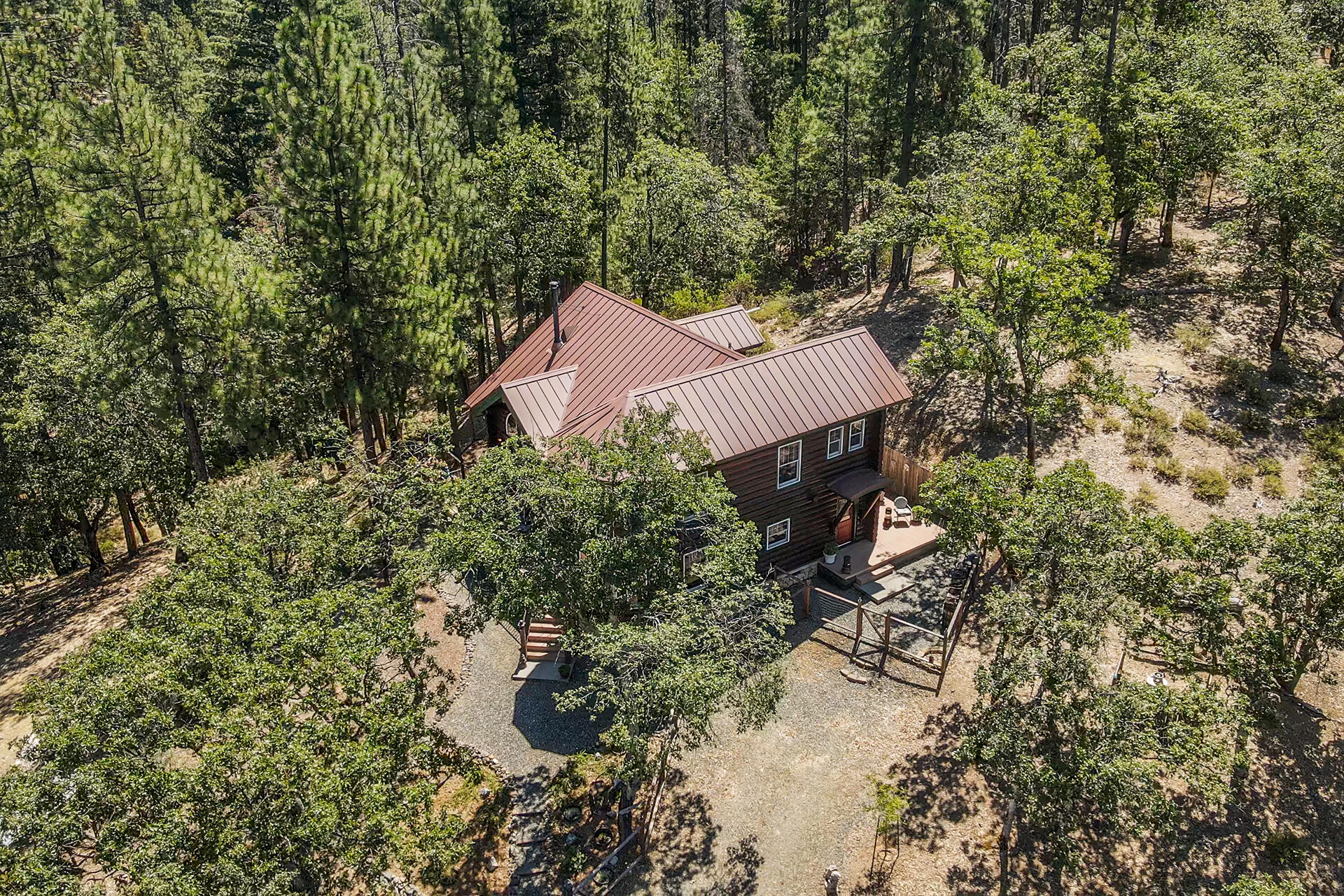 main property photo 13