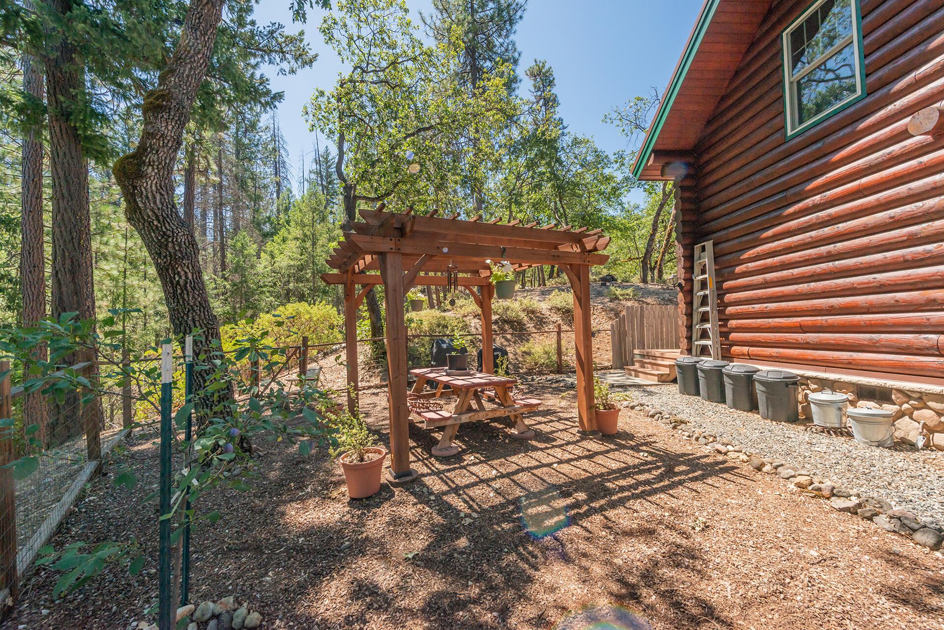 main property photo 74