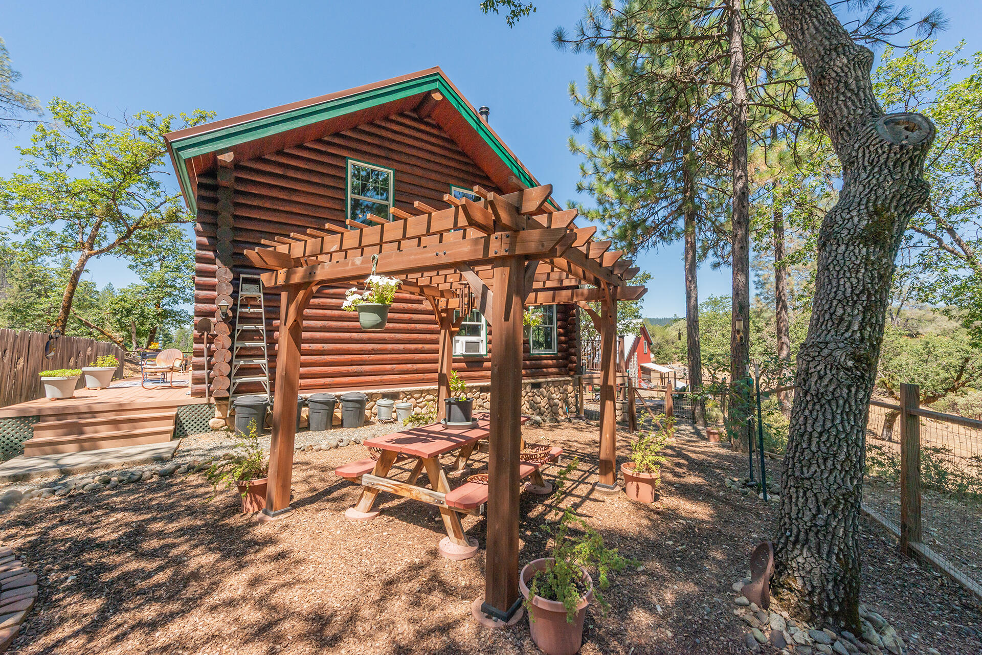 main property photo 75