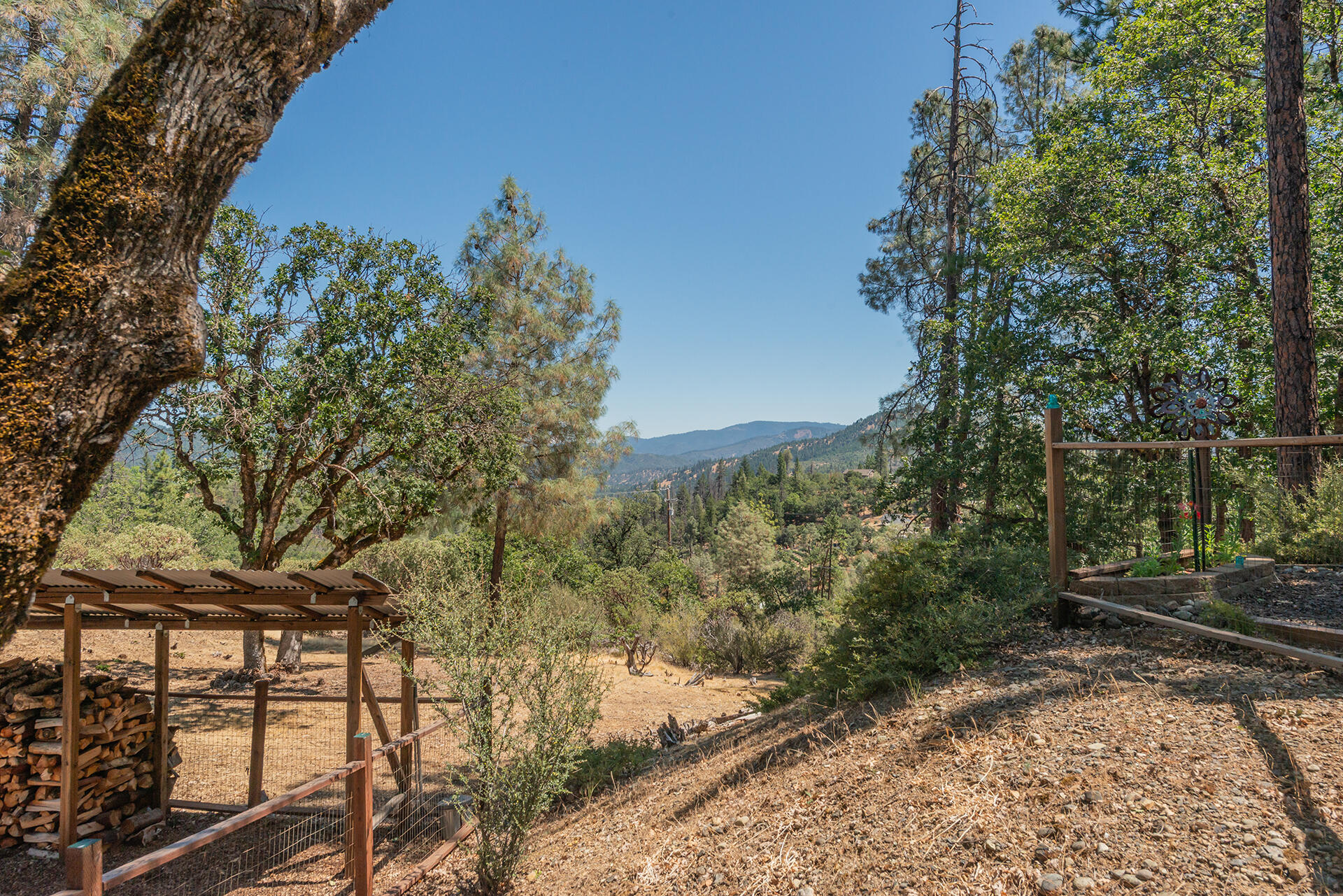 main property photo 94