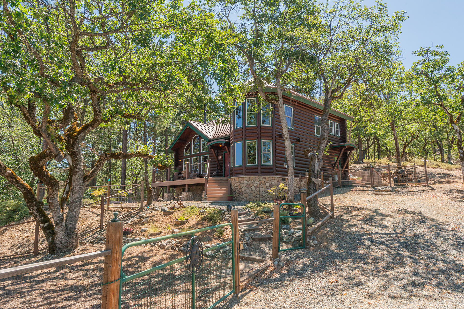 main property photo 96