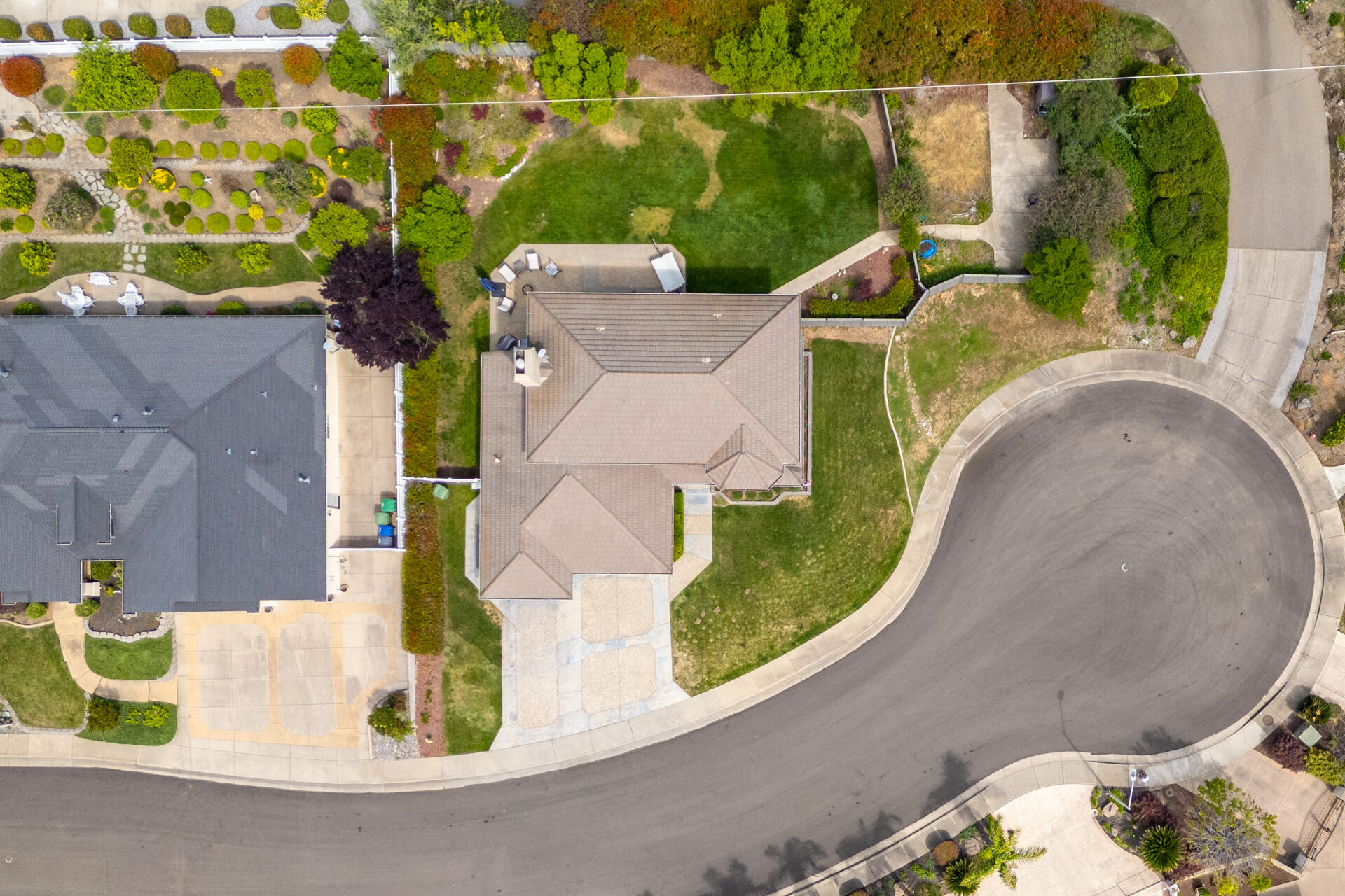 main property photo 58