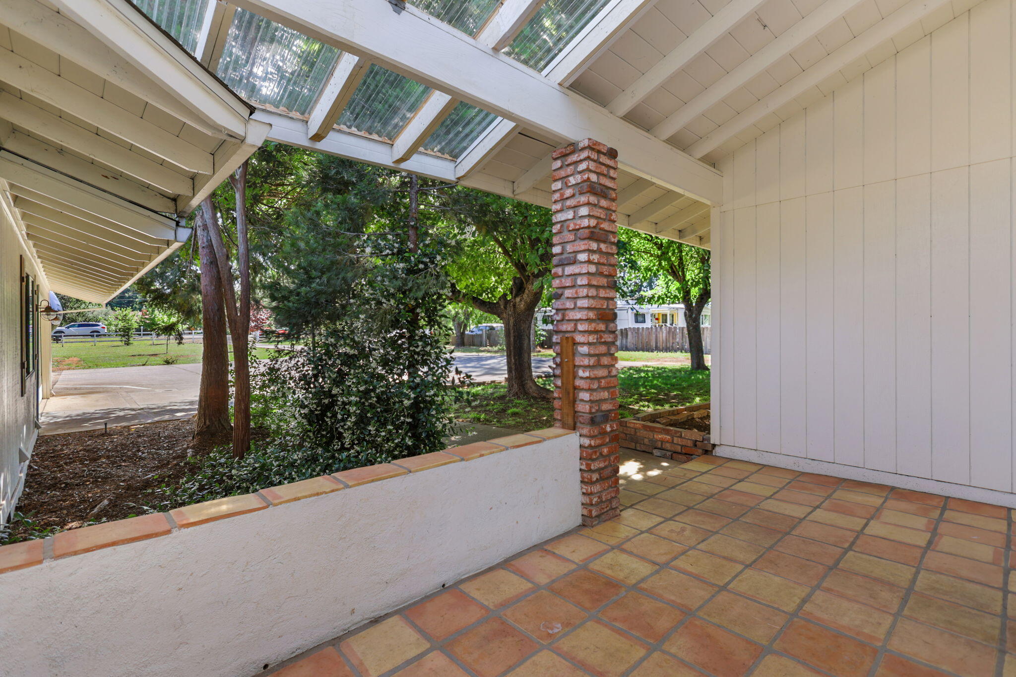 main property photo 74