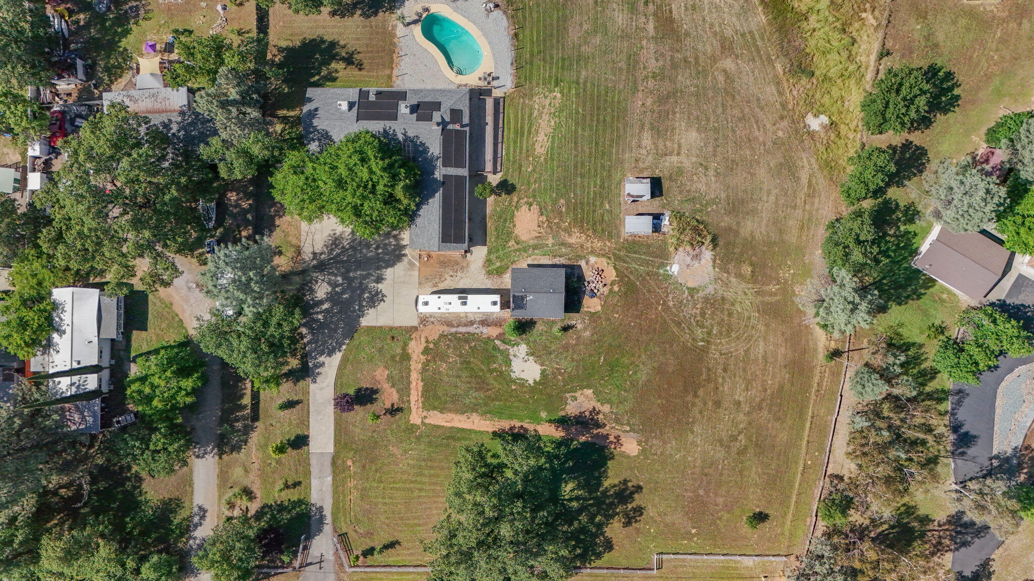 main property photo 81