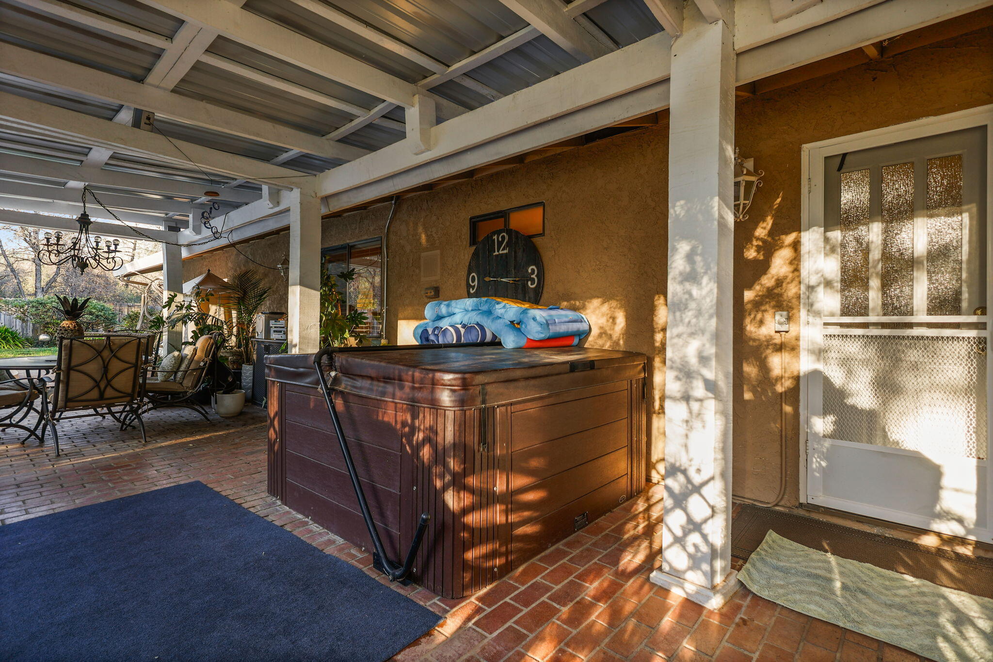 main property photo 31