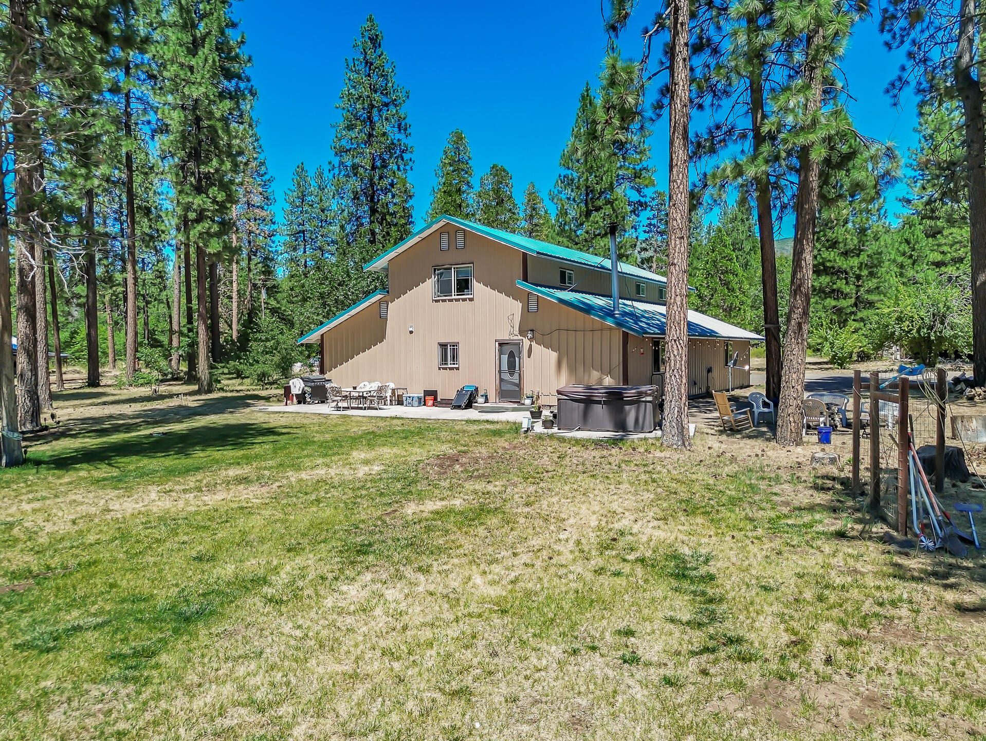 main property photo 2