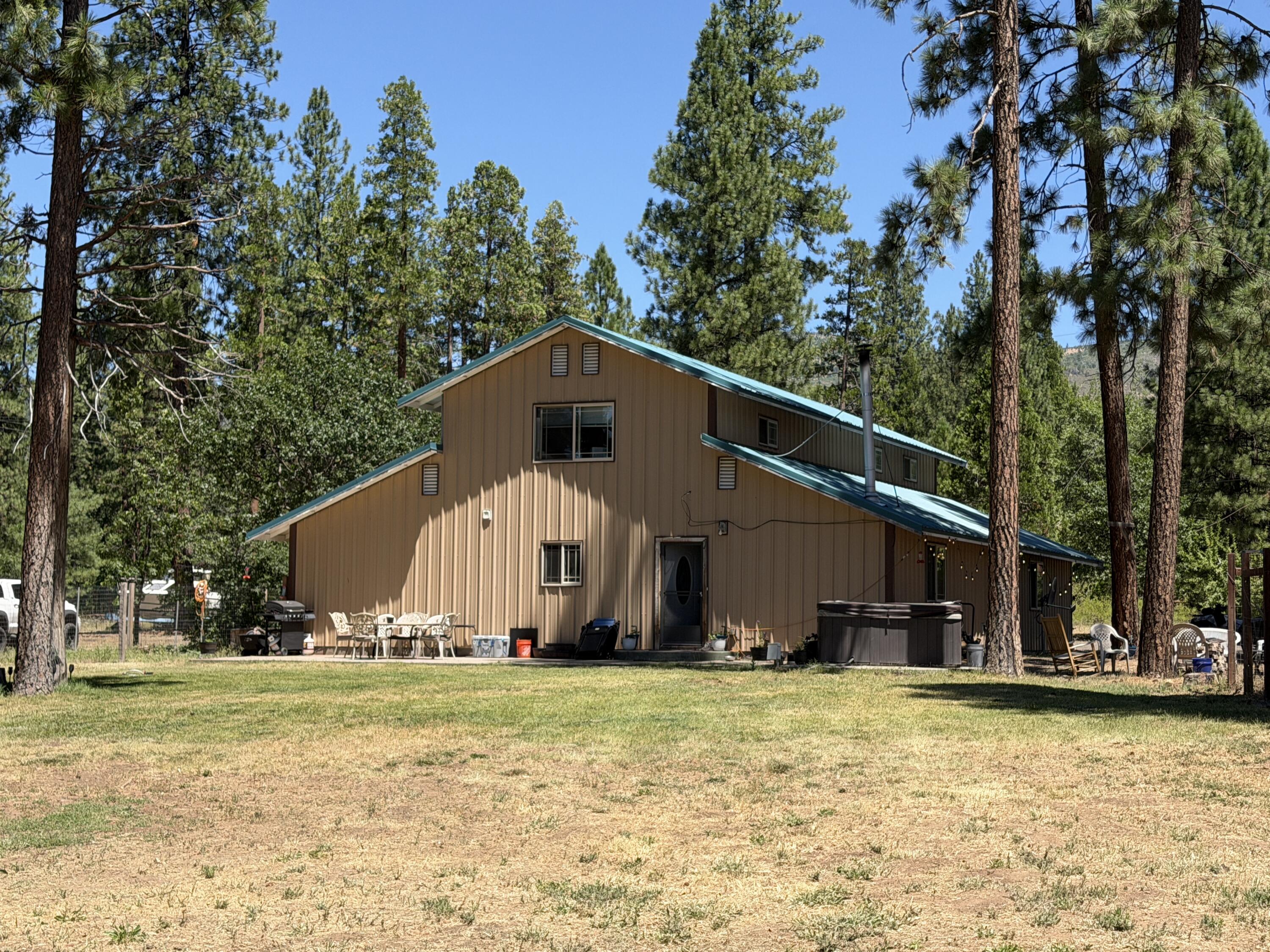 main property photo 7