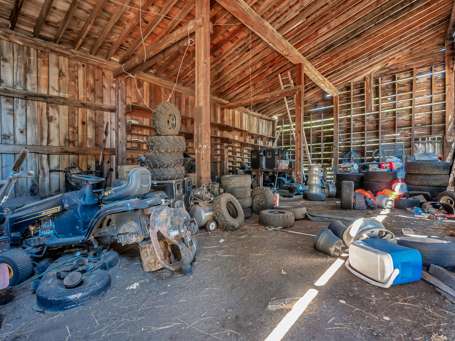 main property photo 70