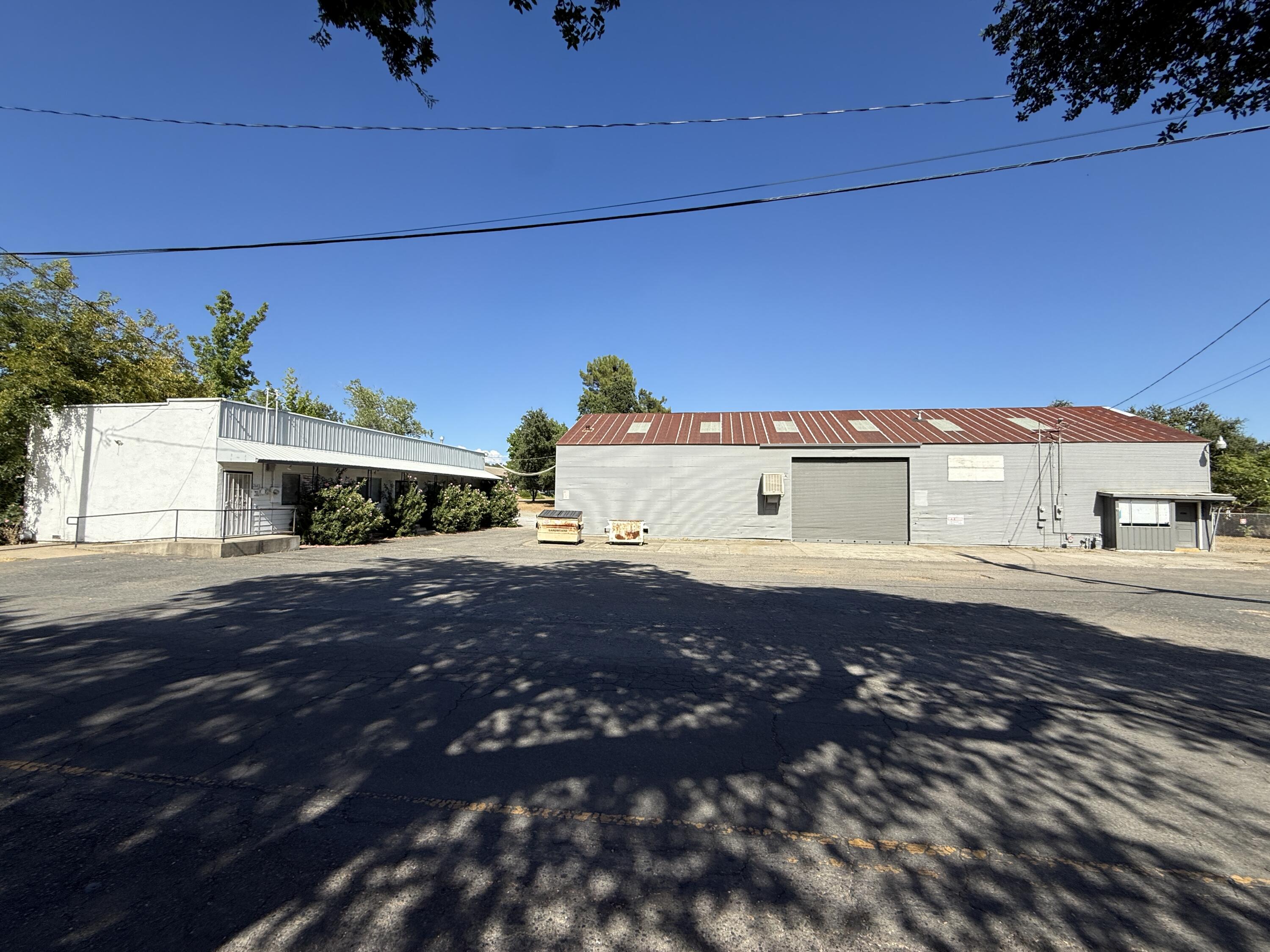 main property photo 15
