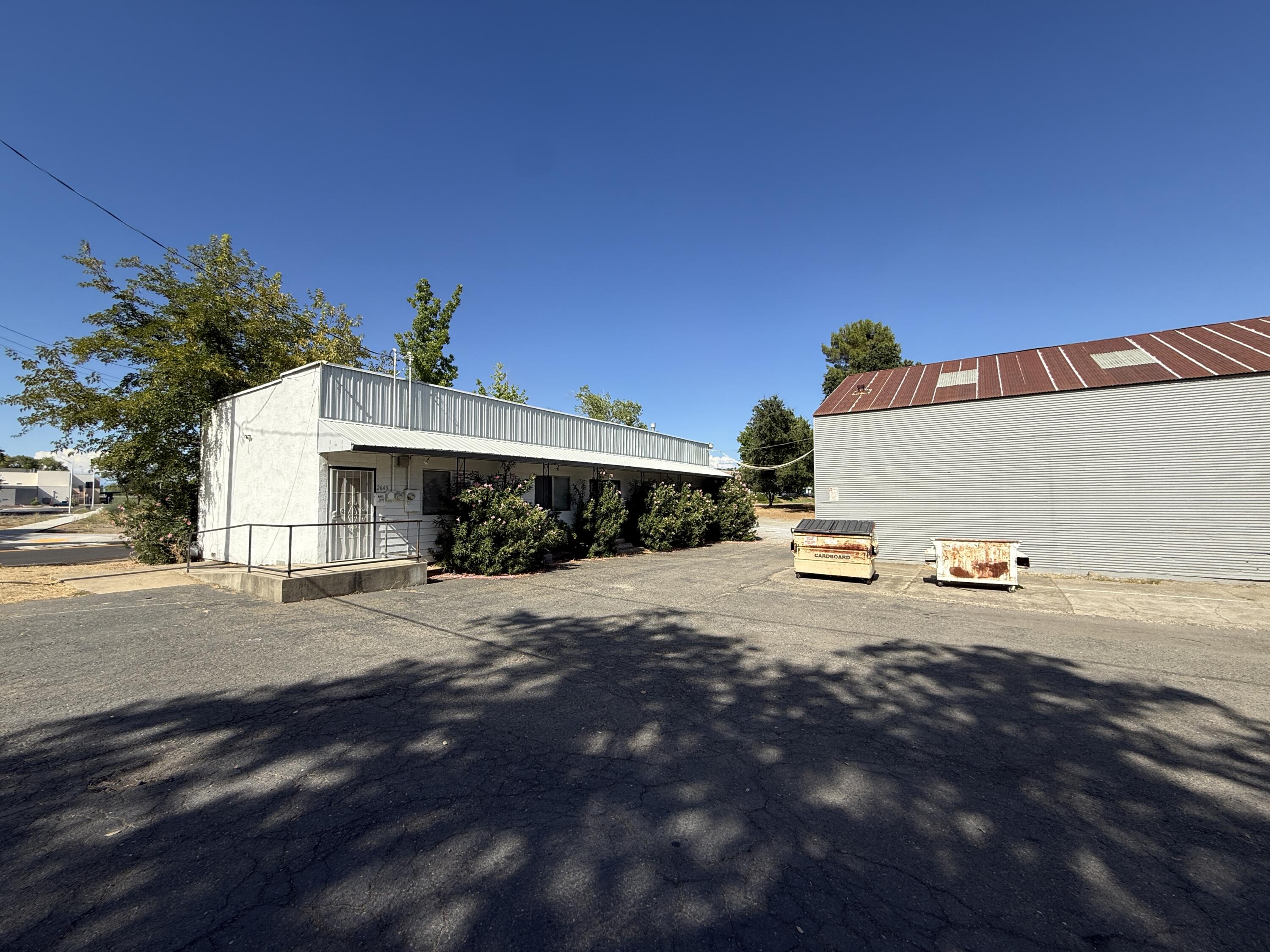 main property photo 16