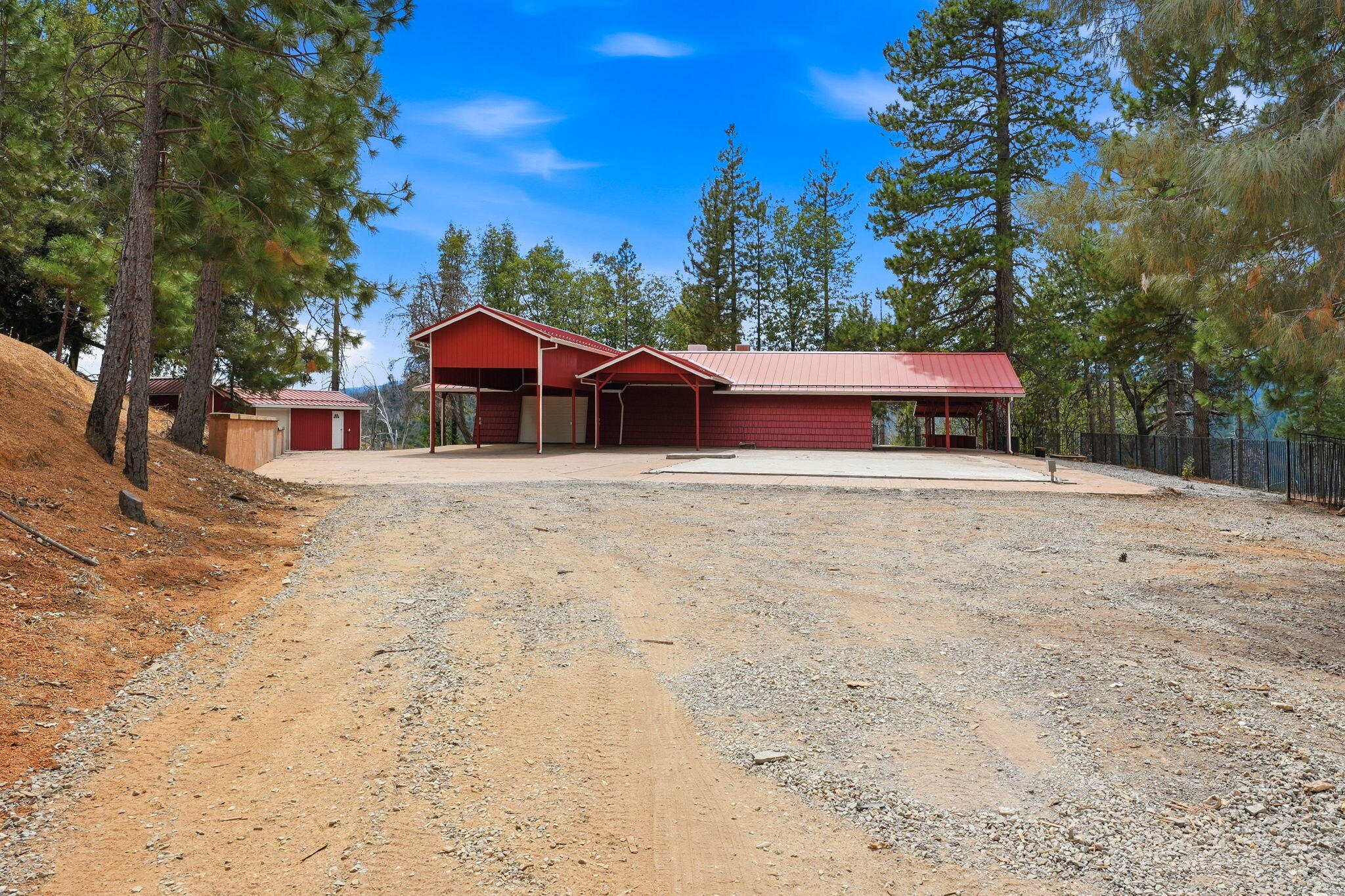 main property photo 22
