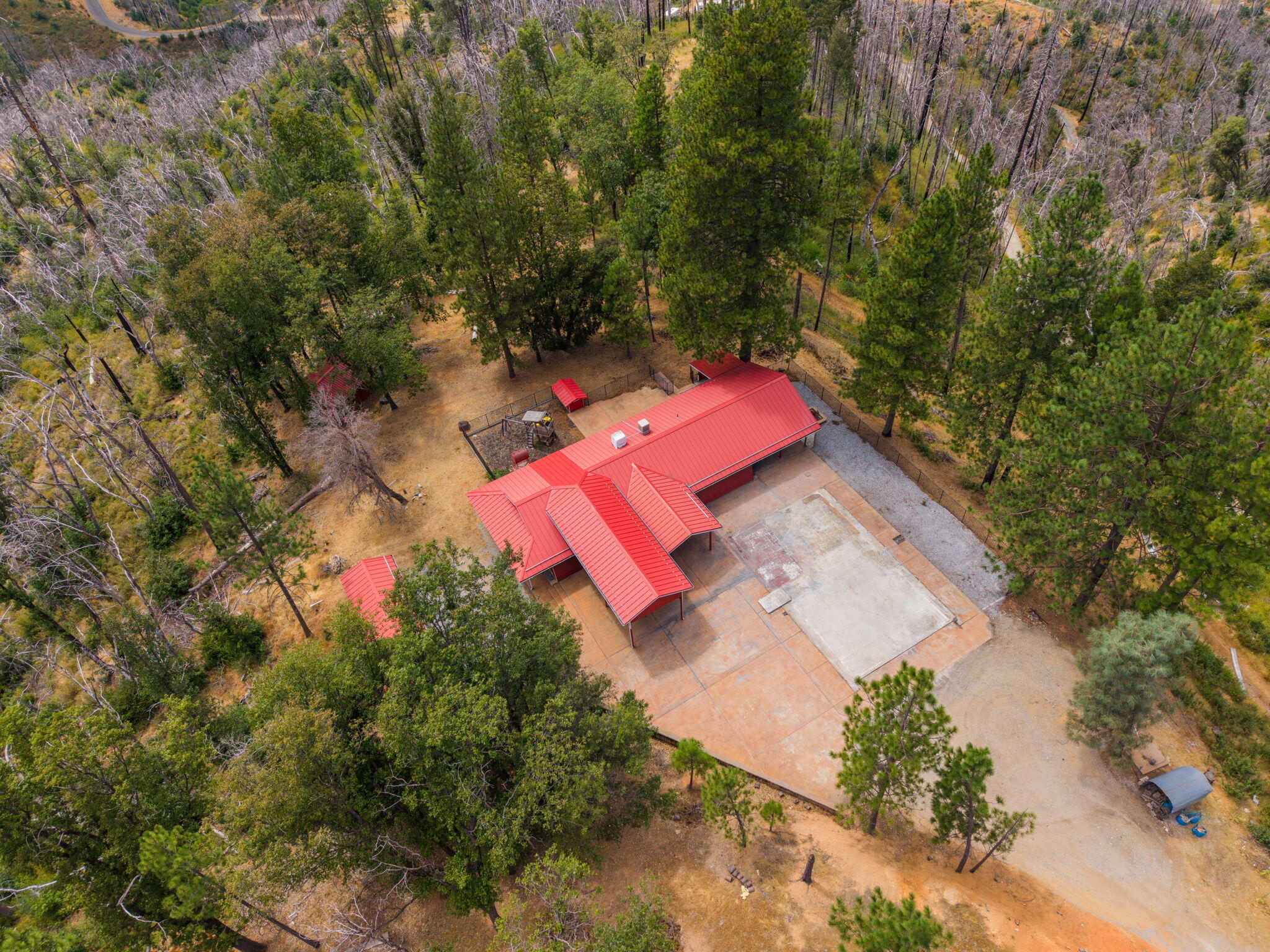 main property photo 4
