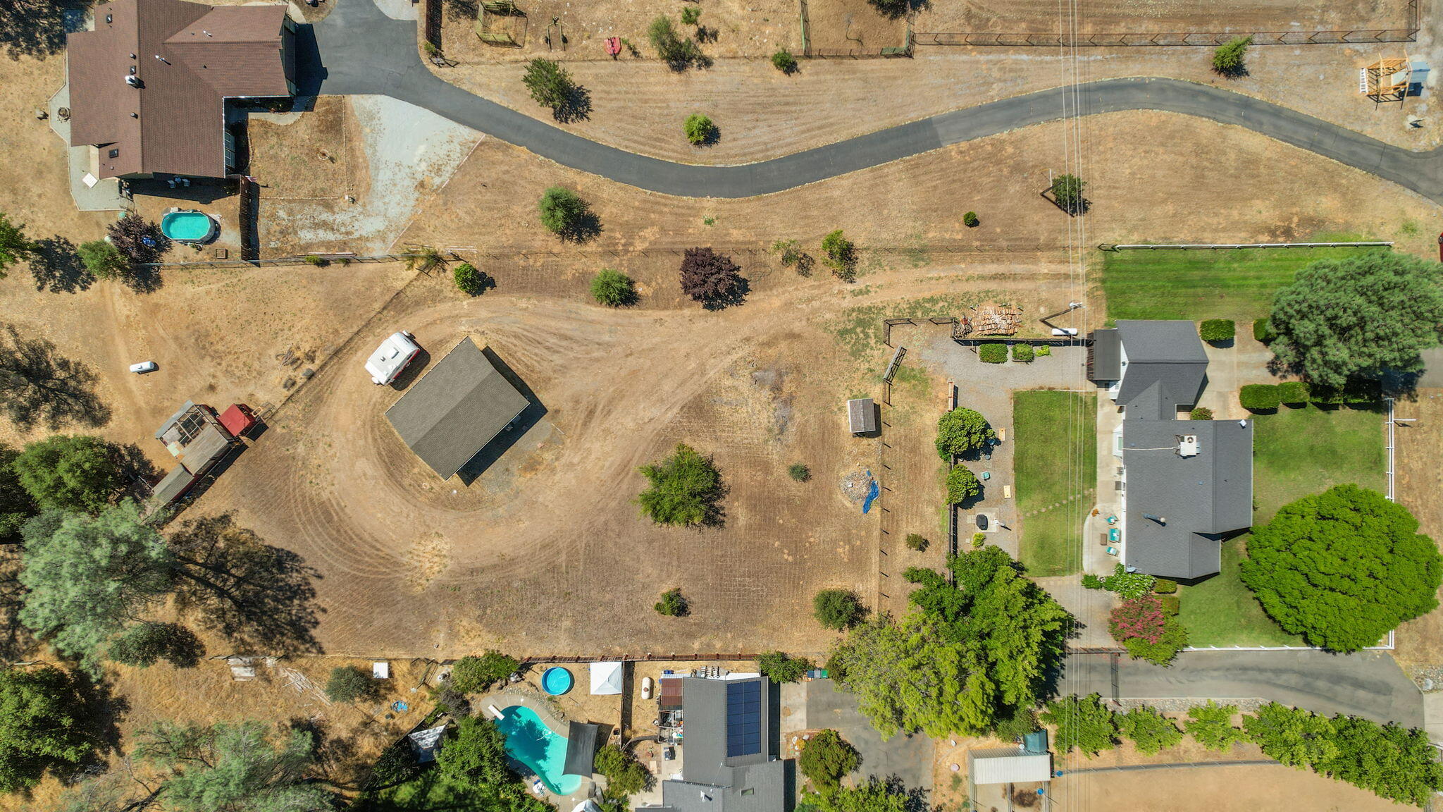 main property photo 53