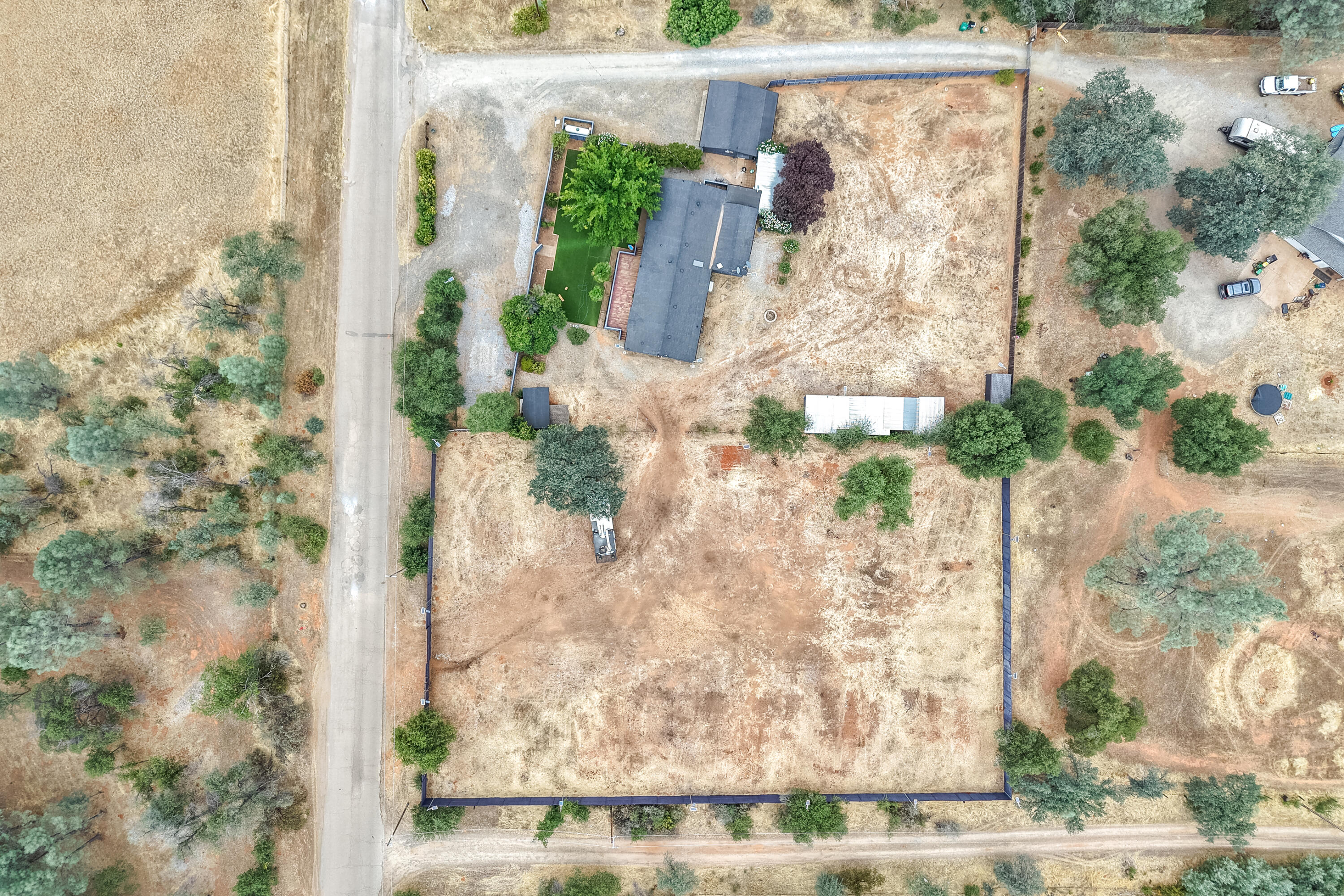 main property photo 78