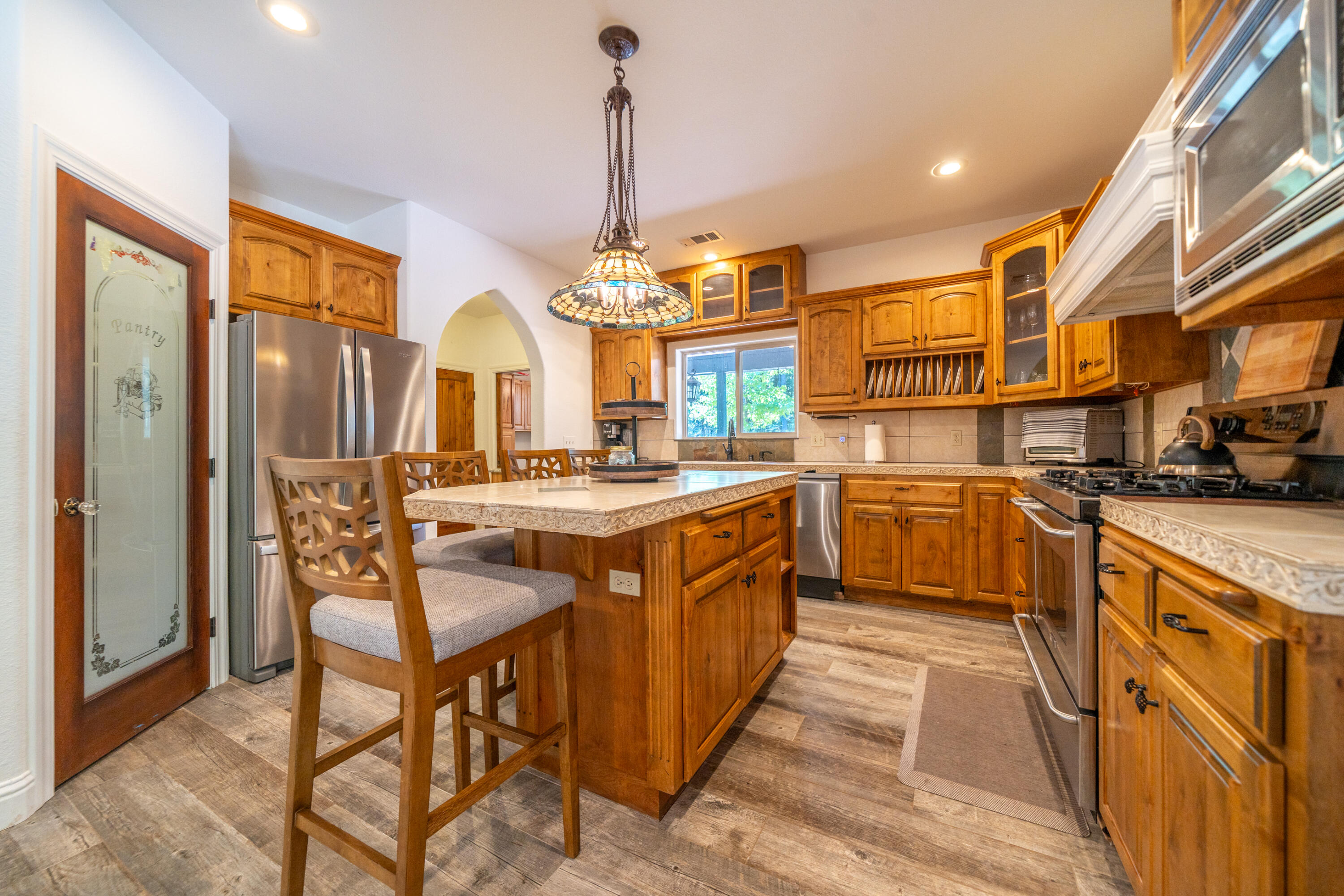 main property photo 9