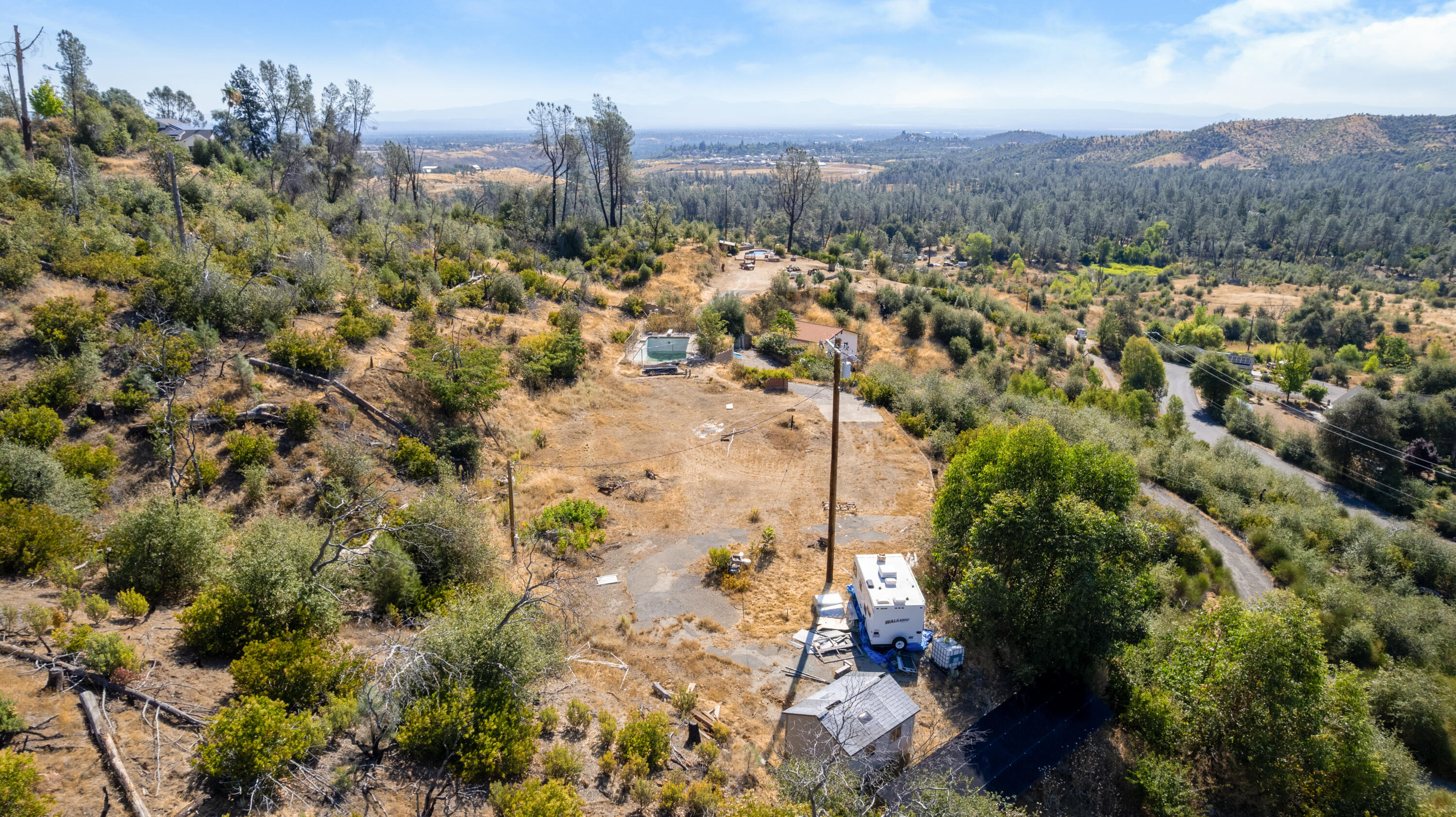 main property photo 11