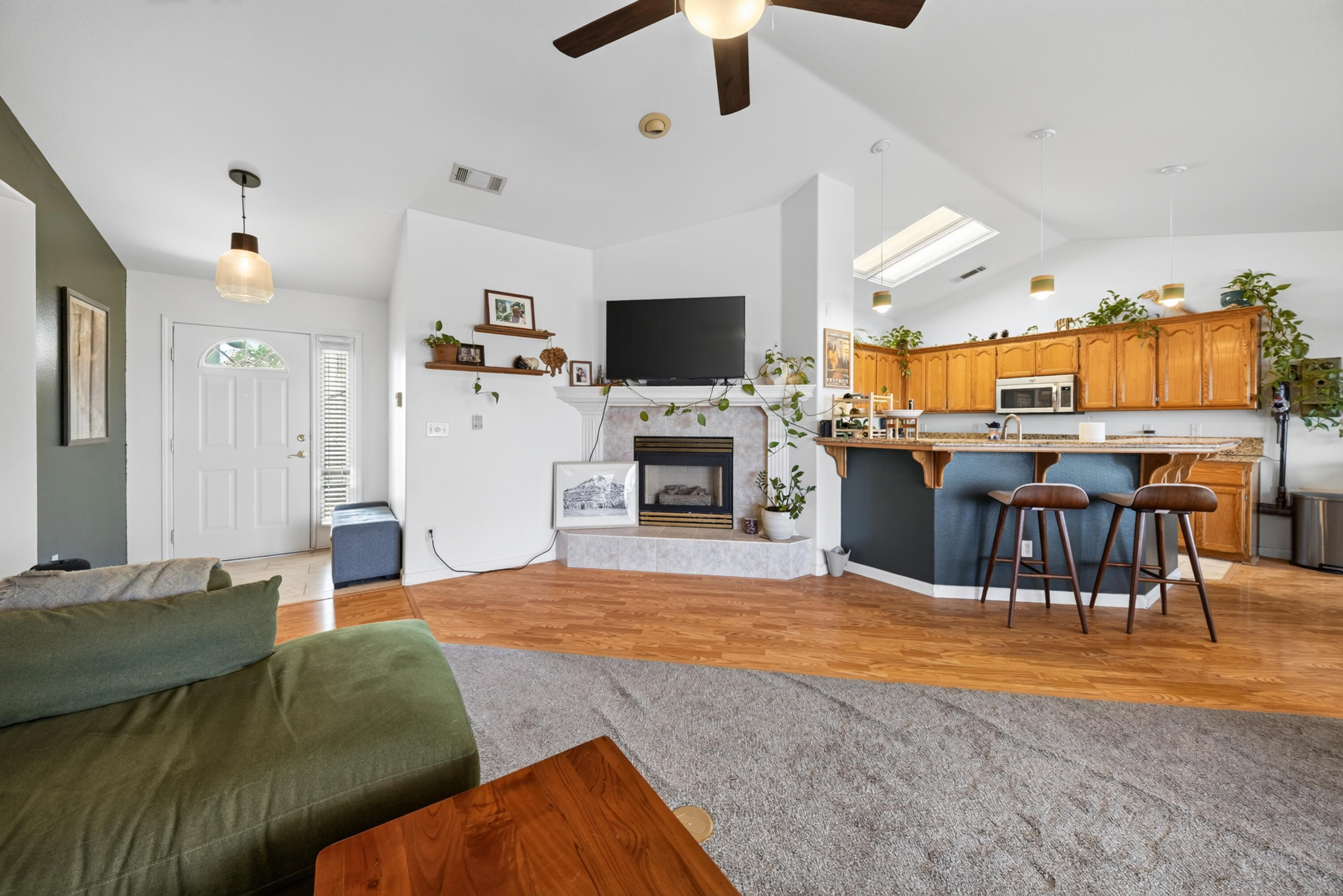 main property photo 5
