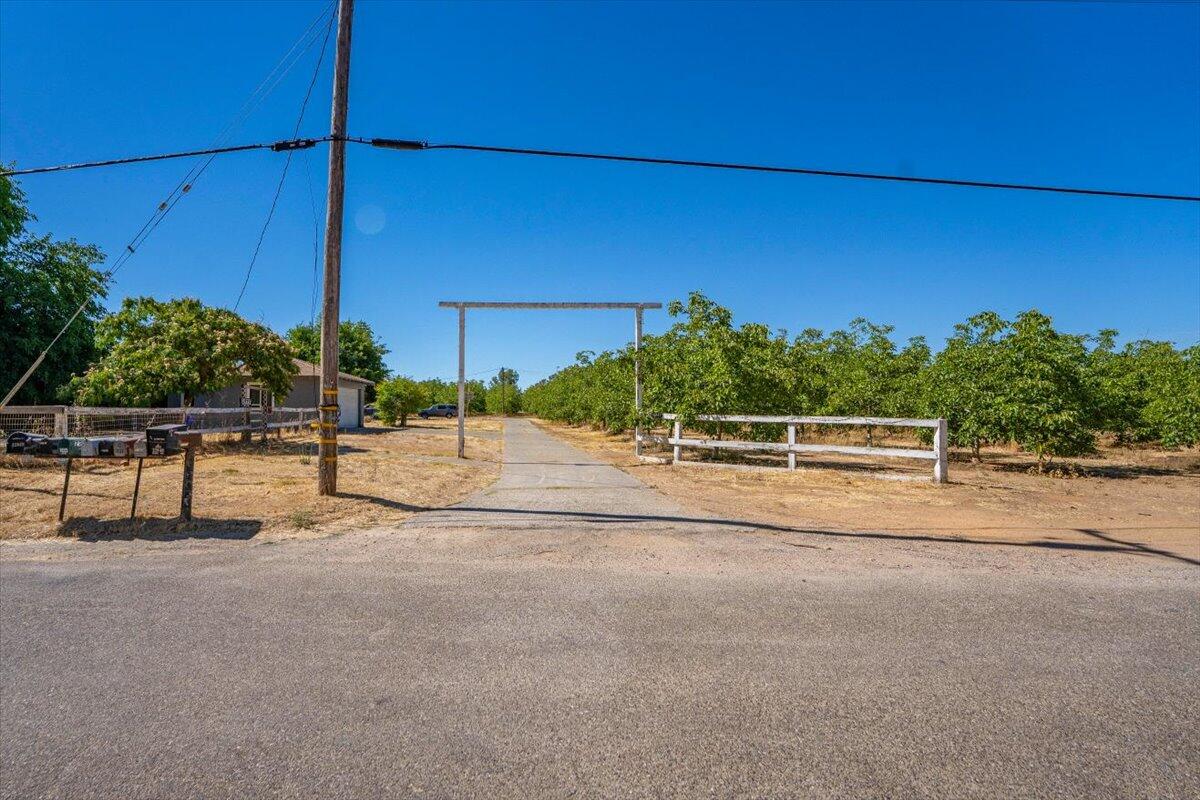 main property photo 41