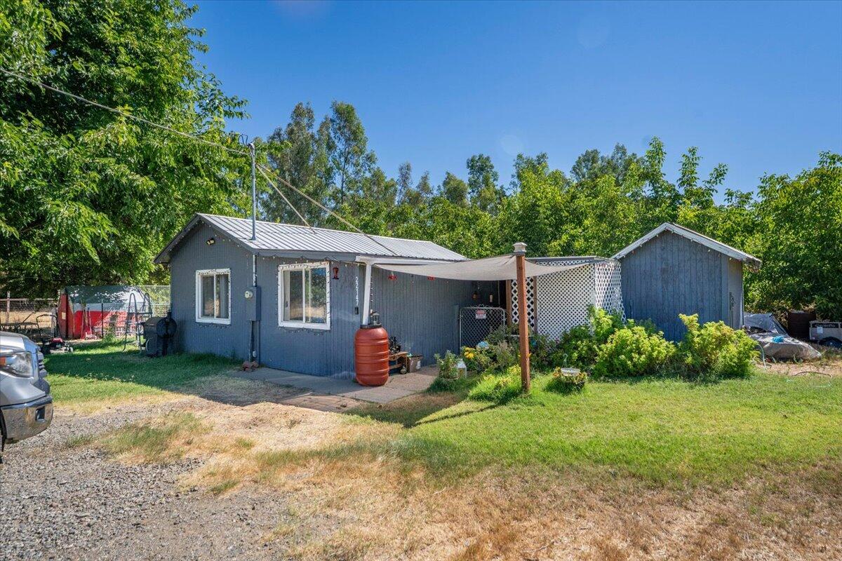 main property photo 42