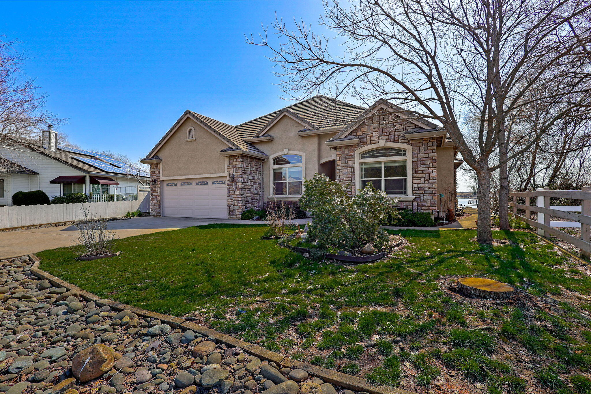 main property photo 54