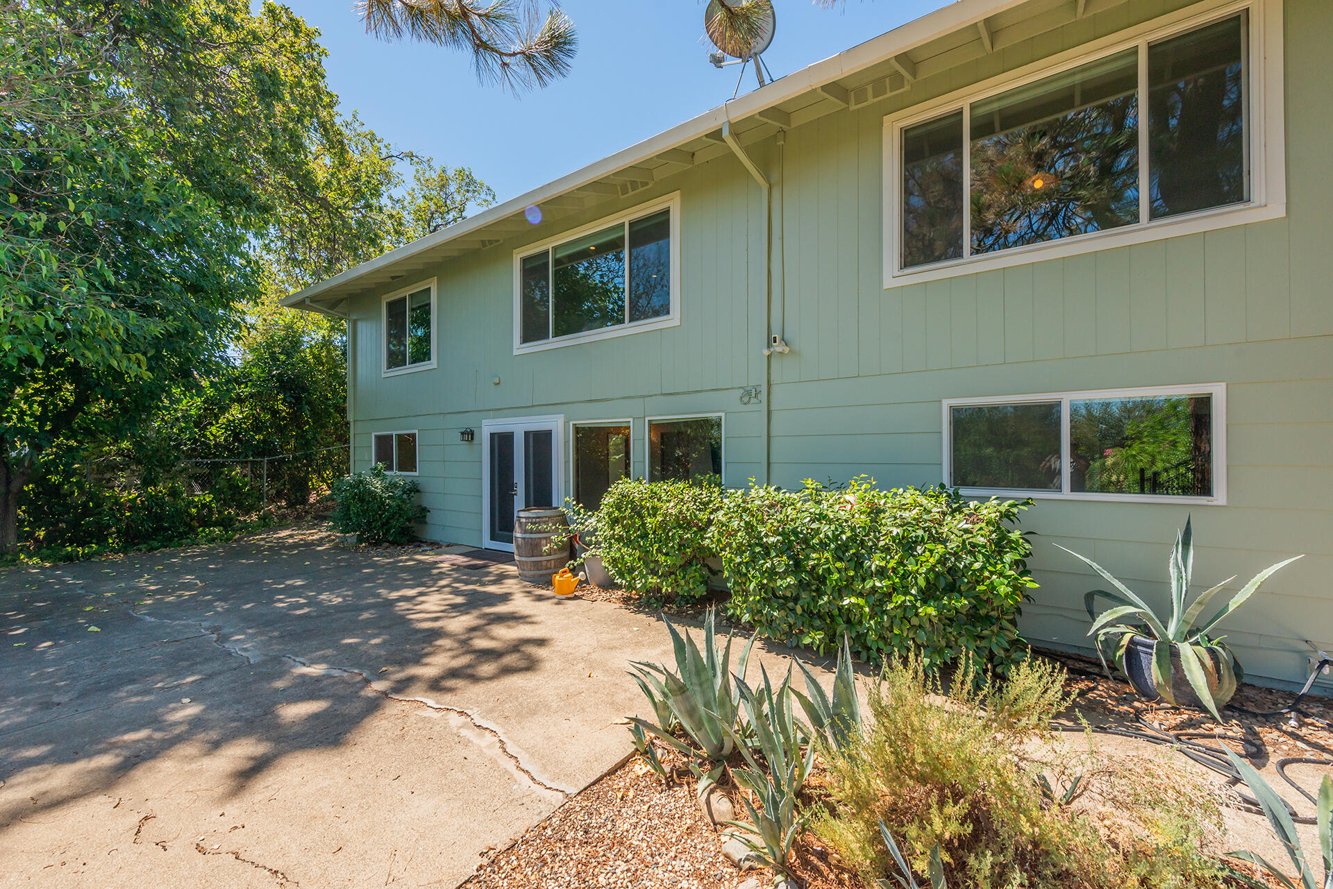 main property photo 62