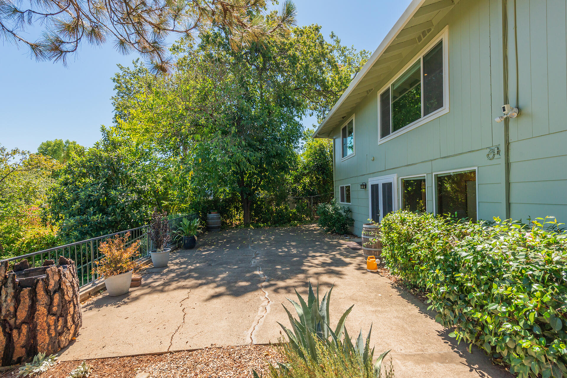 main property photo 63