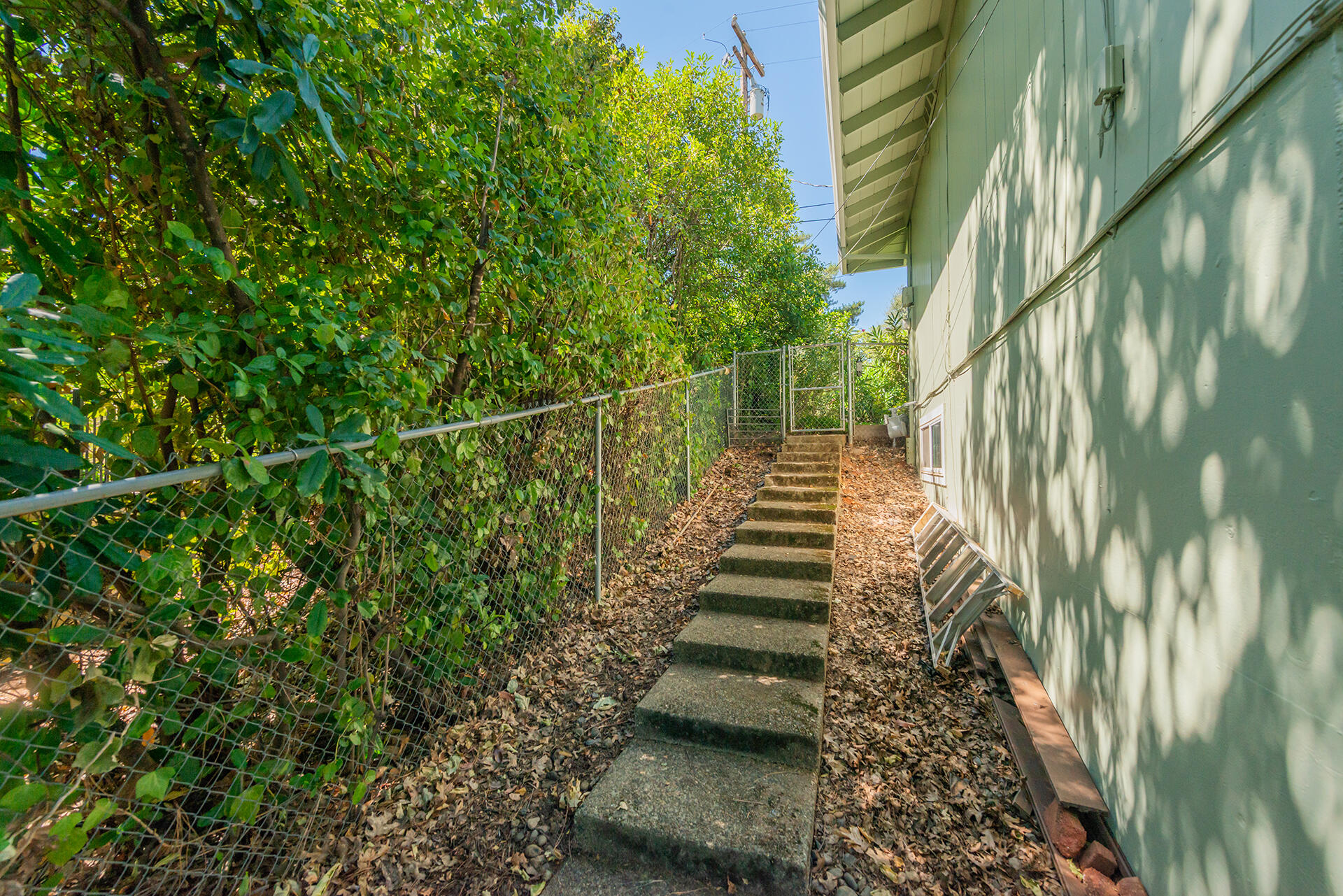 main property photo 83