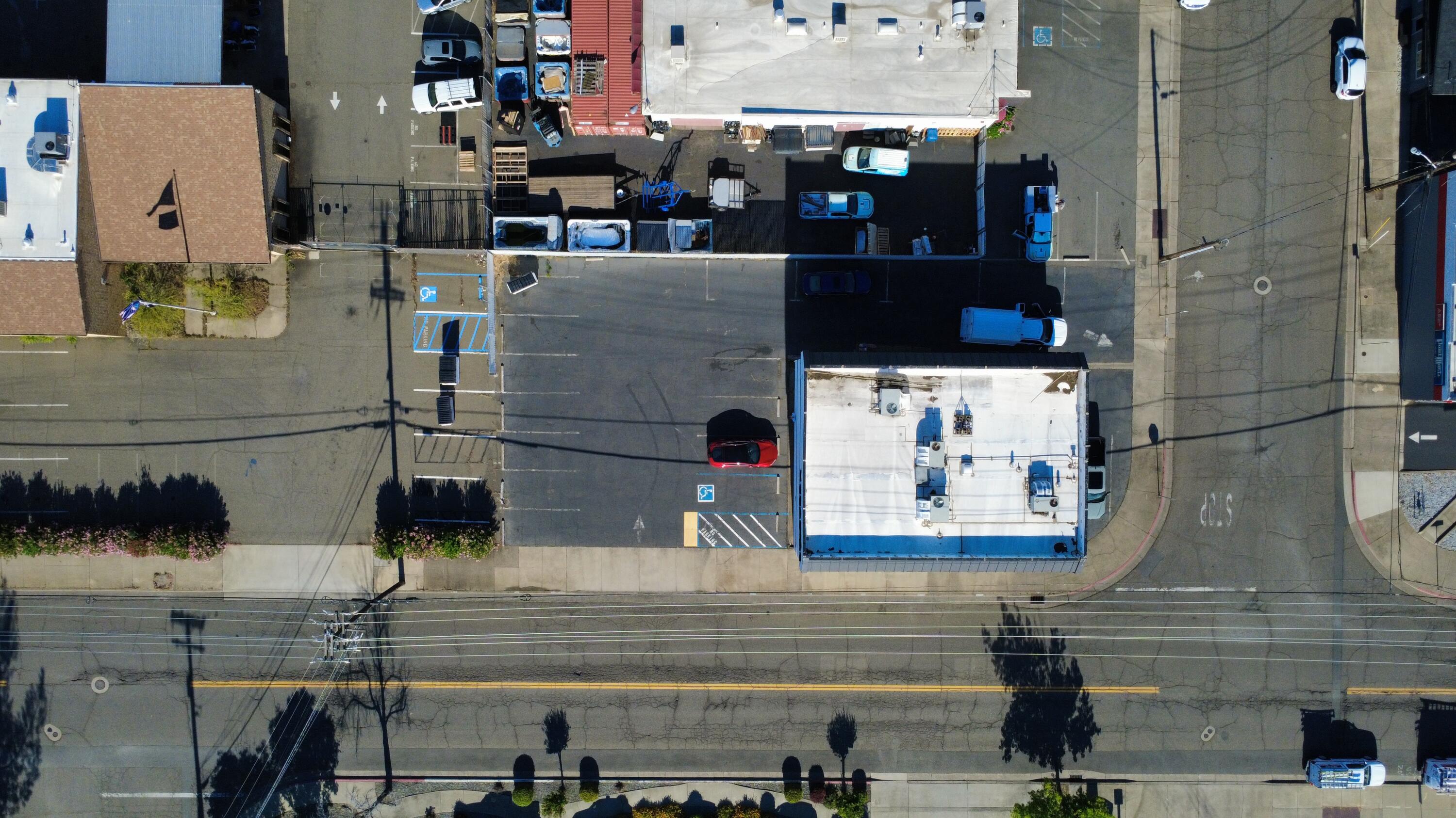 main property photo 17
