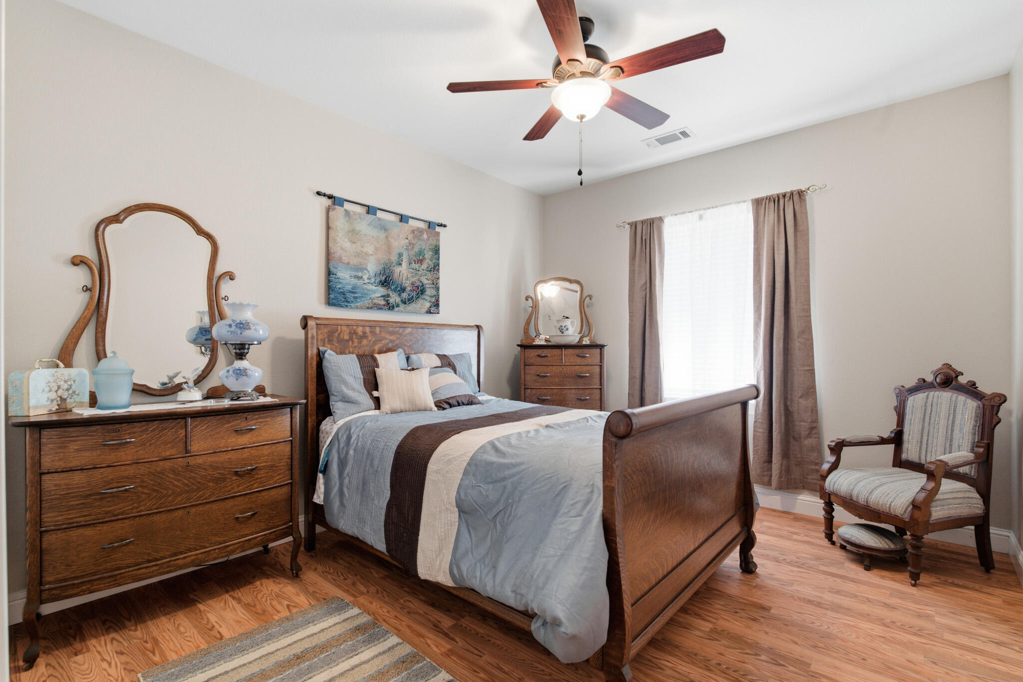 main property photo 26