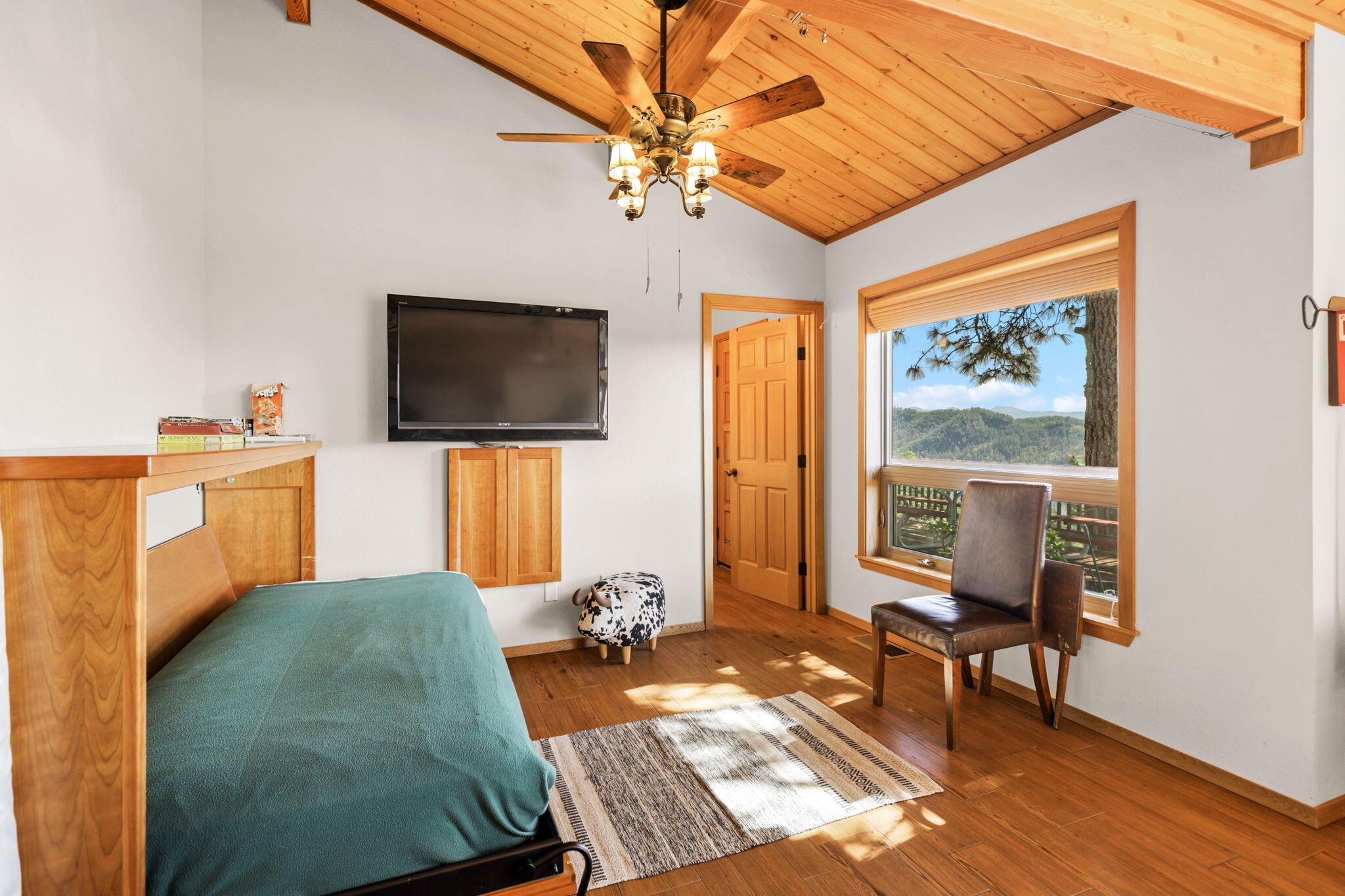 main property photo 48