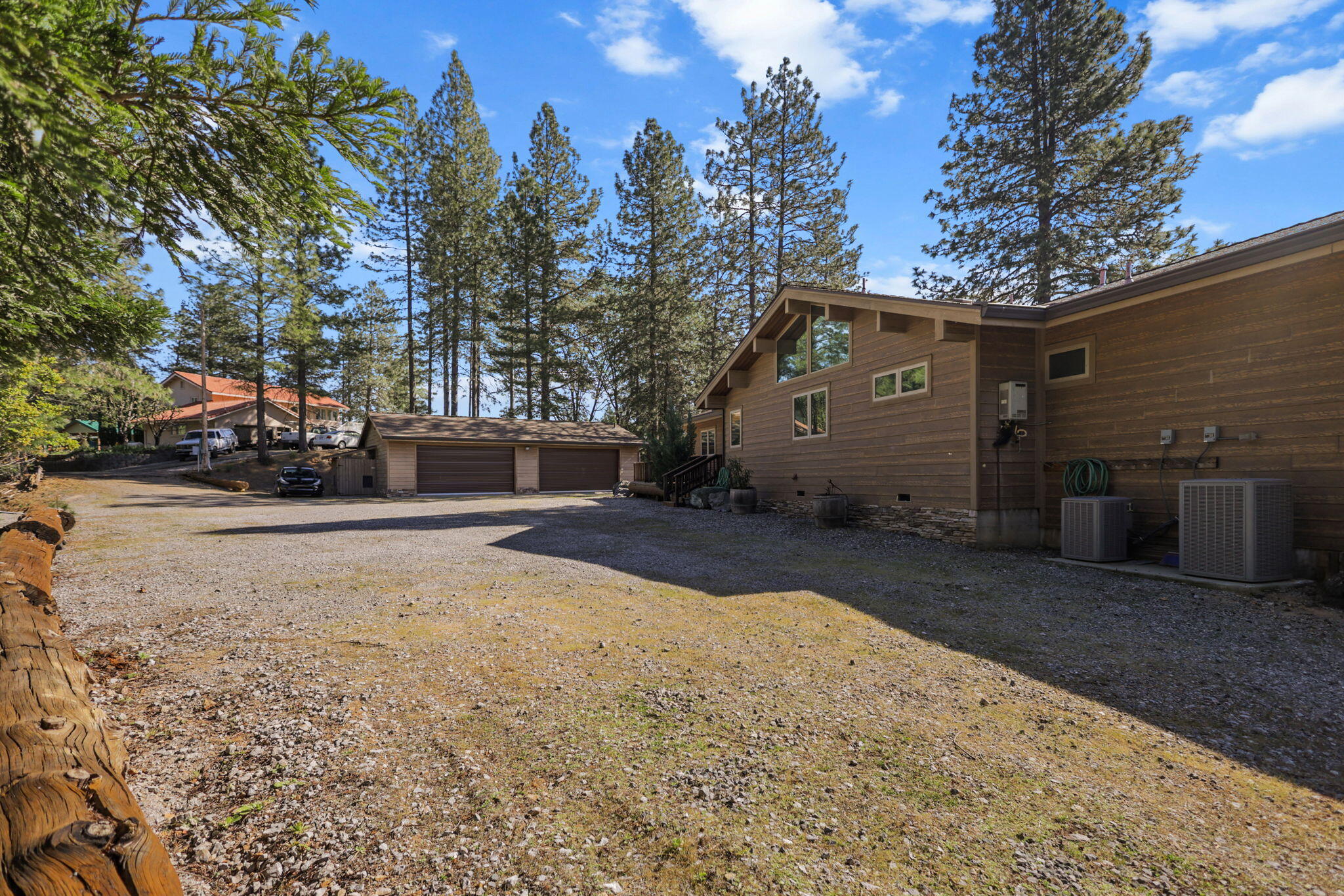 main property photo 59